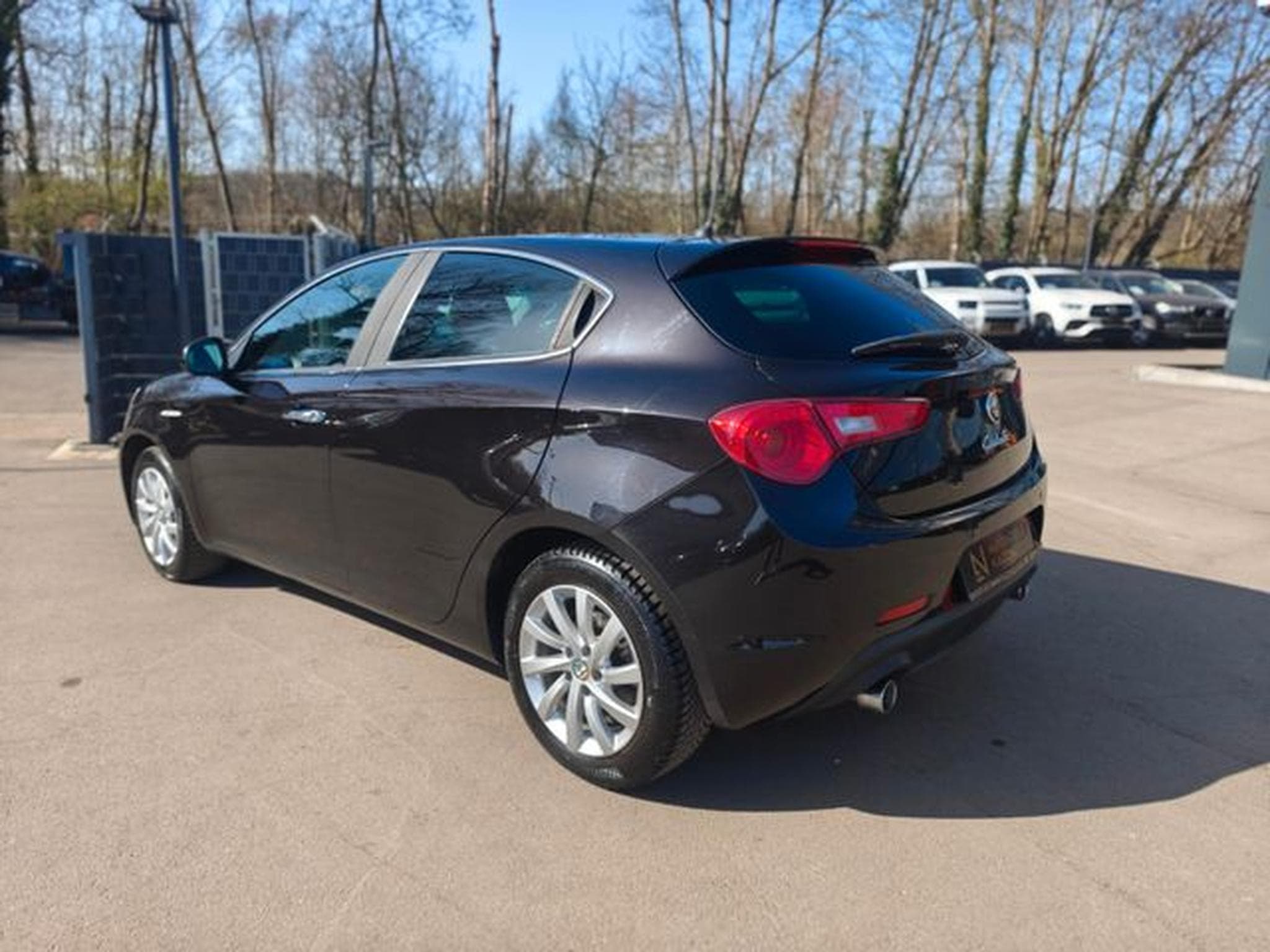 Alfa-Romeo Giulietta GIULIETTA TURISMO *8-FACH*SHZ*AUT*LED* (2016) - Foto 8