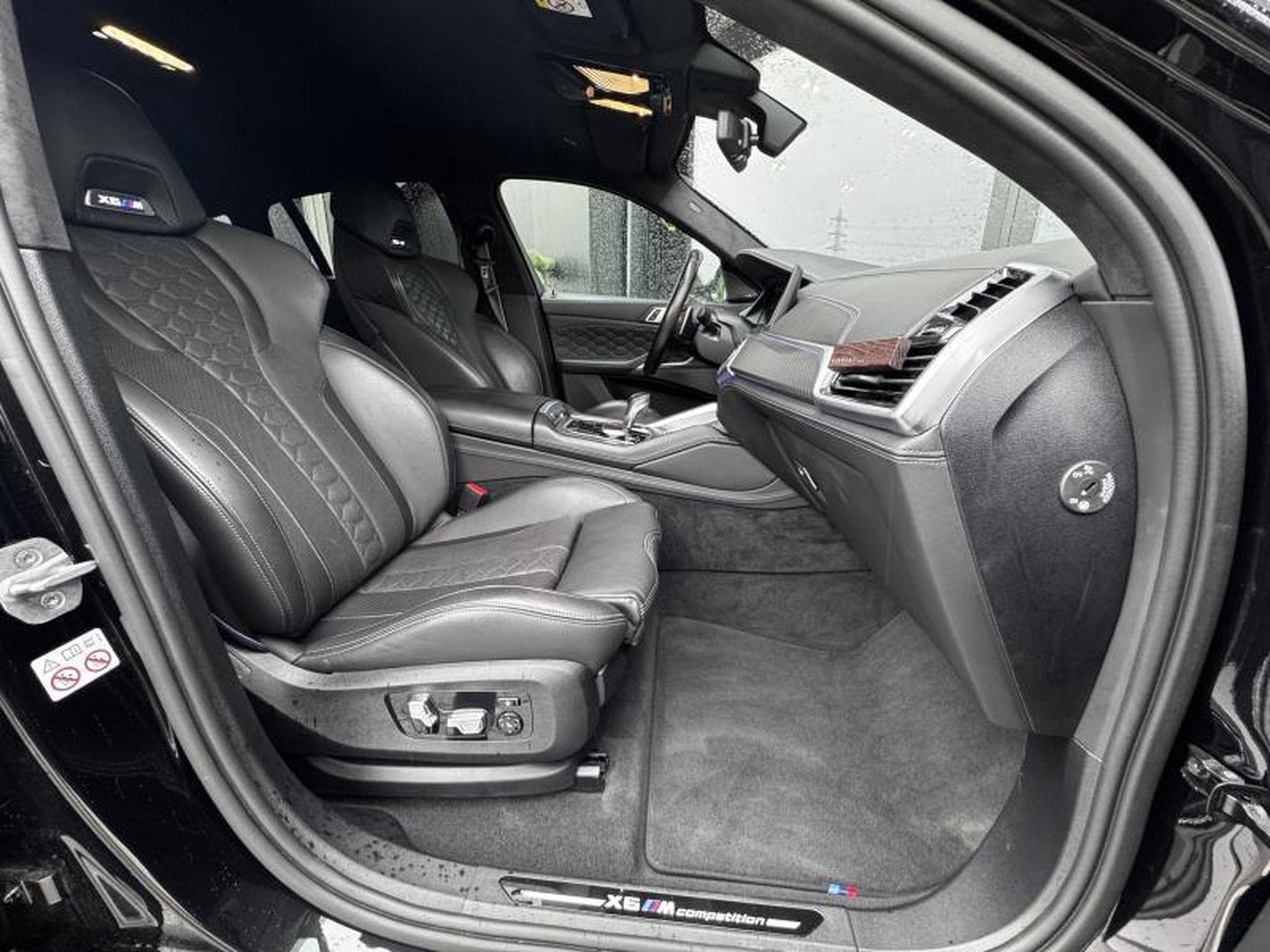 BMW X6M X6 M Compétition 4.4L 625Ch (2020) - Foto 8