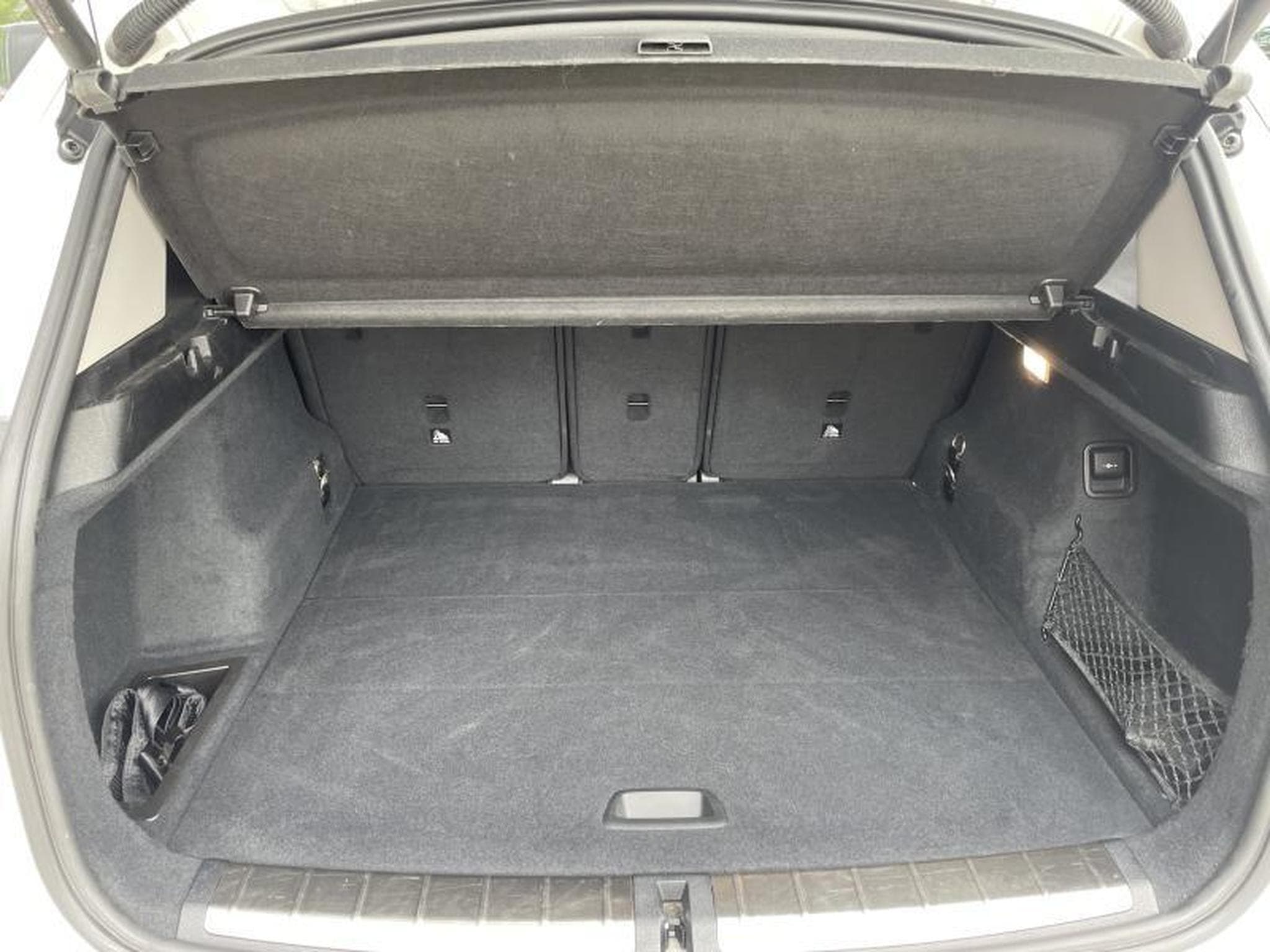 BMW X1 X1 sDrive18i X-line 1.5 140ch /Sièges chauffants/GPS (2020) - Photo 9