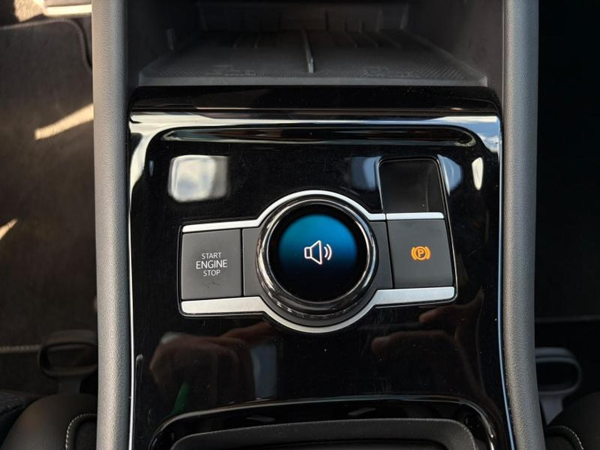 VW Tiguan IV R-Line 2.0 194ch/ACC/Toit Ouvrant Panoramique/Harman Kard (2024) - Photo 7