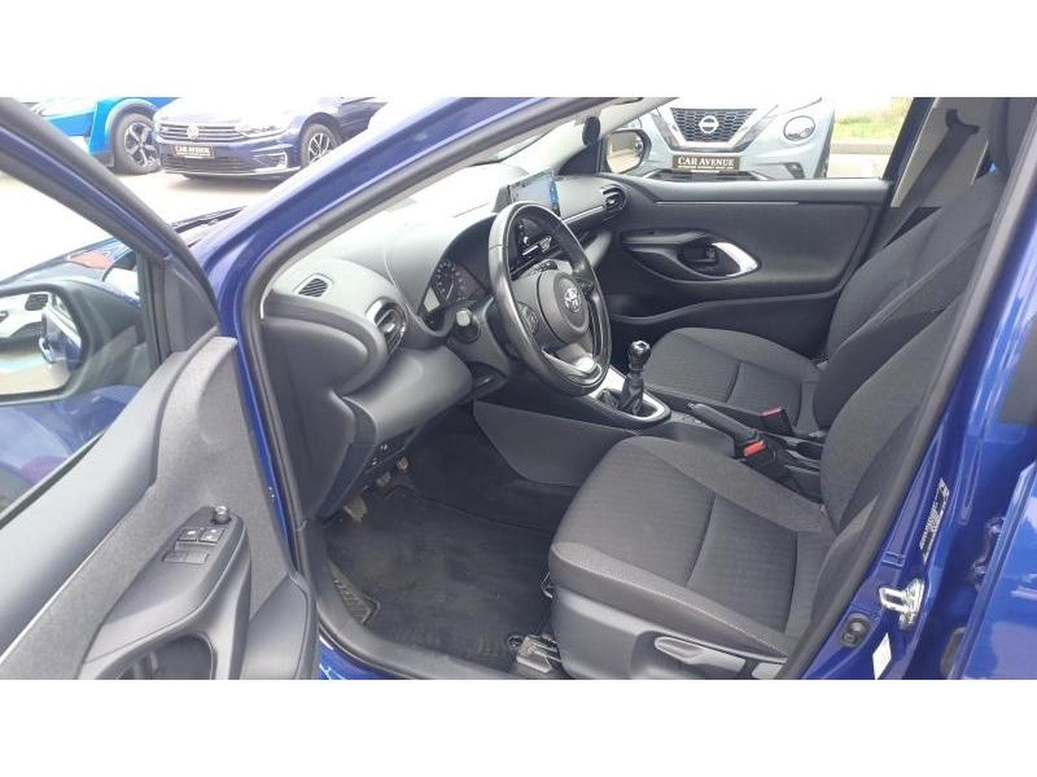 Toyota Yaris Dynamic (2022) - Photo 27