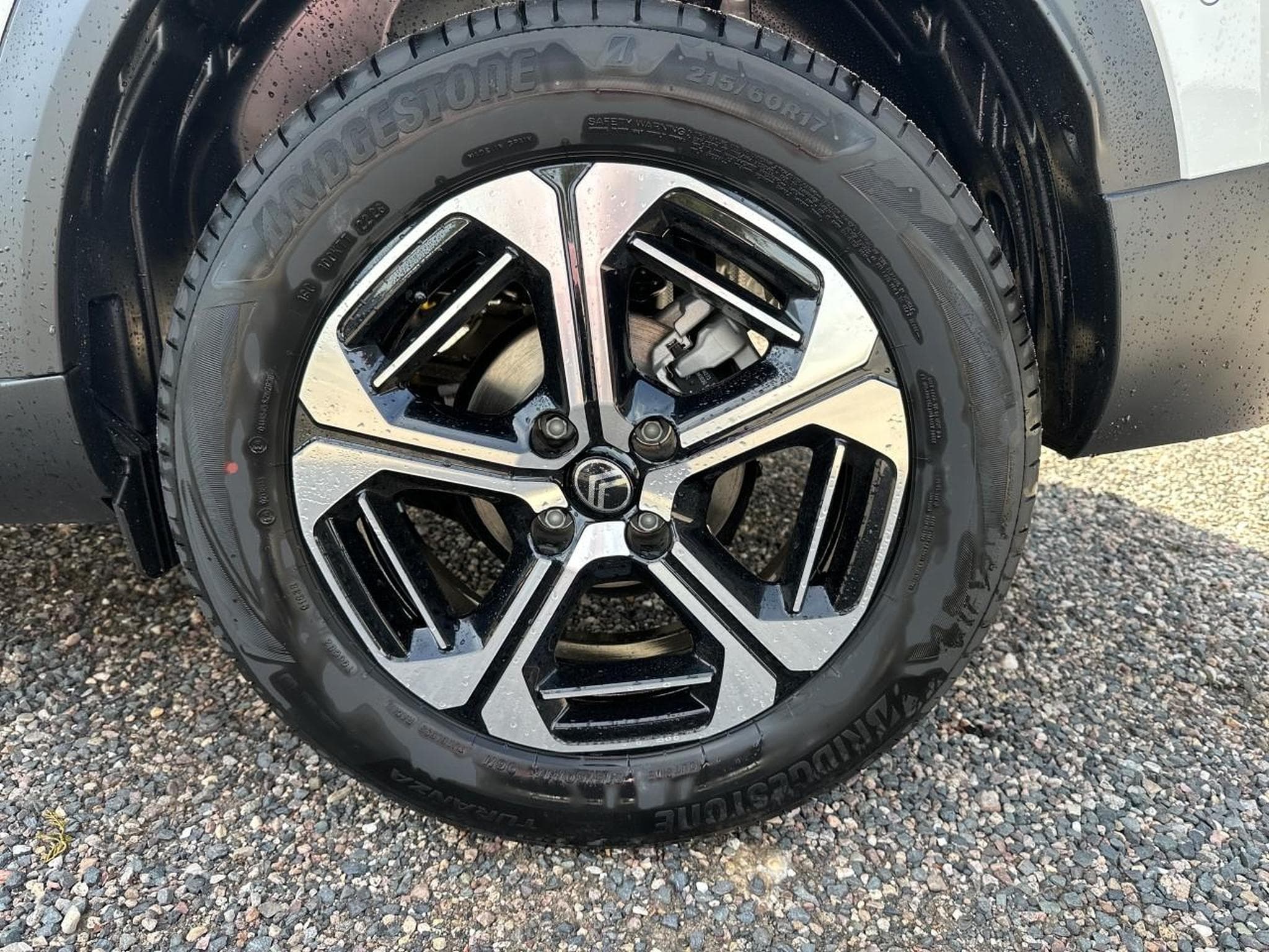 Citroen C3 AIRCROSS 1.2 HYBRIDE 145 MAX E-DCS6 (2026) - Photo 9