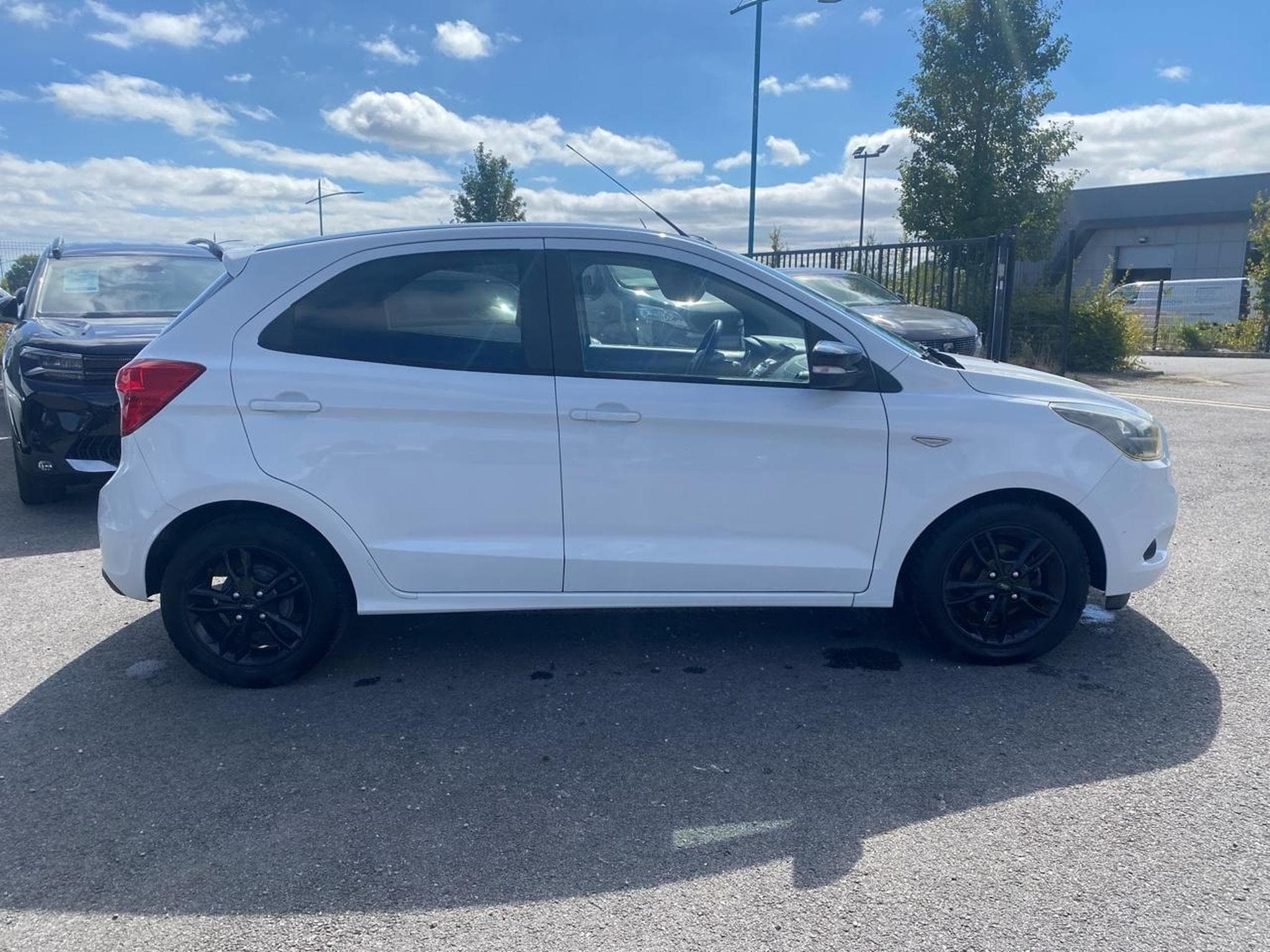 Ford KA+ 1.2 TI-VCT 85 ULTIMATE (2018) - Photo 4