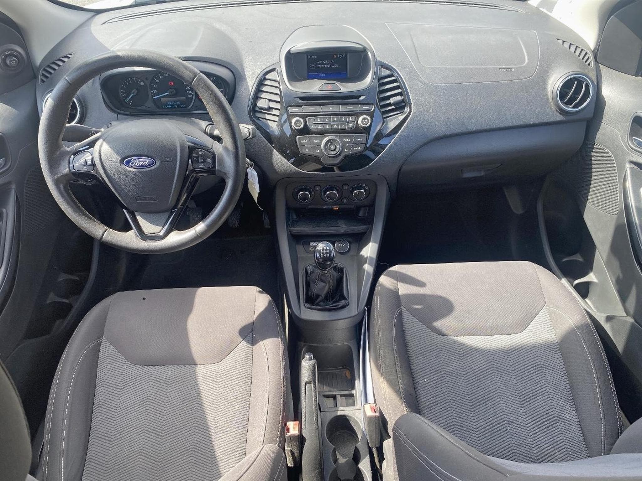 Ford KA+ 1.2 TI-VCT 85 ULTIMATE (2018) - Photo 9