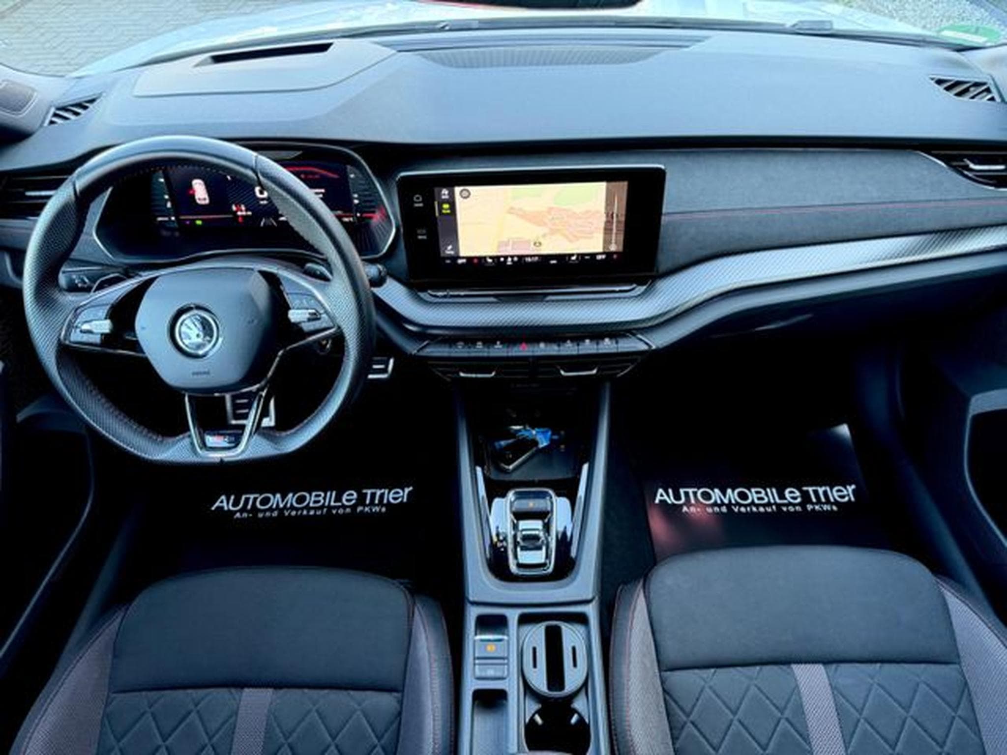 Skoda Octavia Octavia Combi RS 2.0 TDI DSG /LED/CAM/HUD/AHK/ (2022) - Photo 11