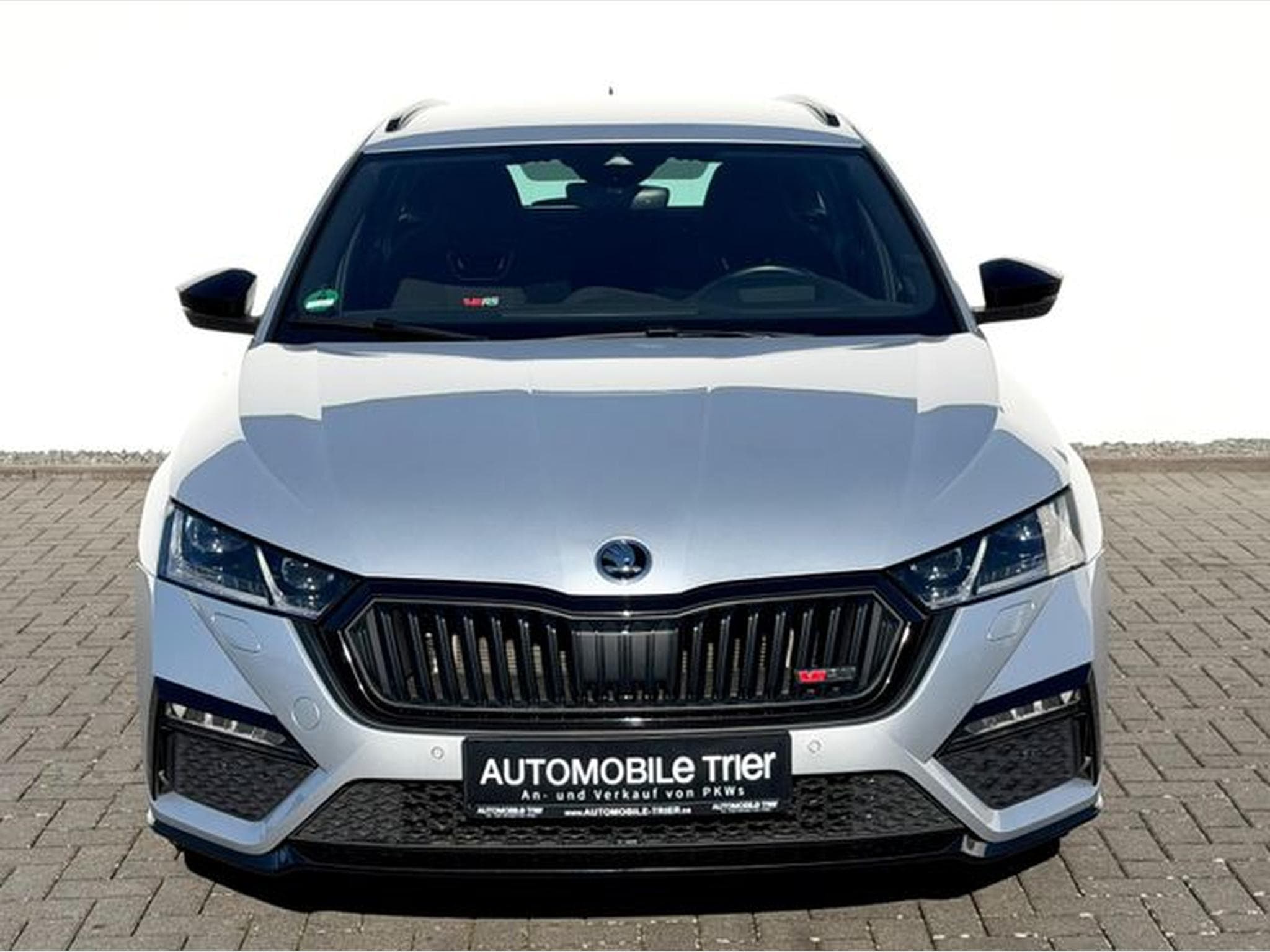 Skoda Octavia Octavia Combi RS 2.0 TDI DSG /LED/CAM/HUD/AHK/ (2022) - Photo 2