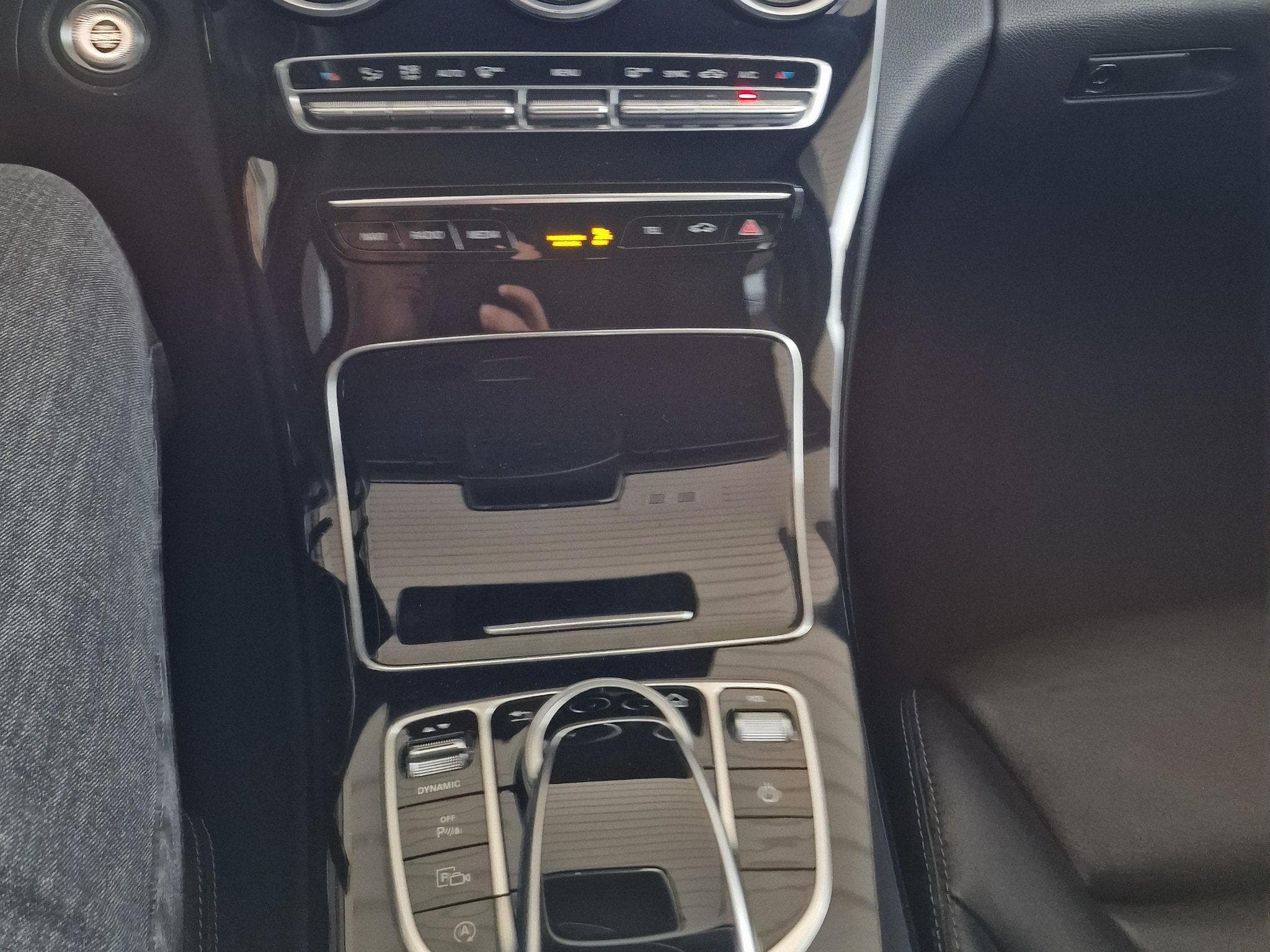 Mercedes C 220 Avantgarde (2019) - Photo 6