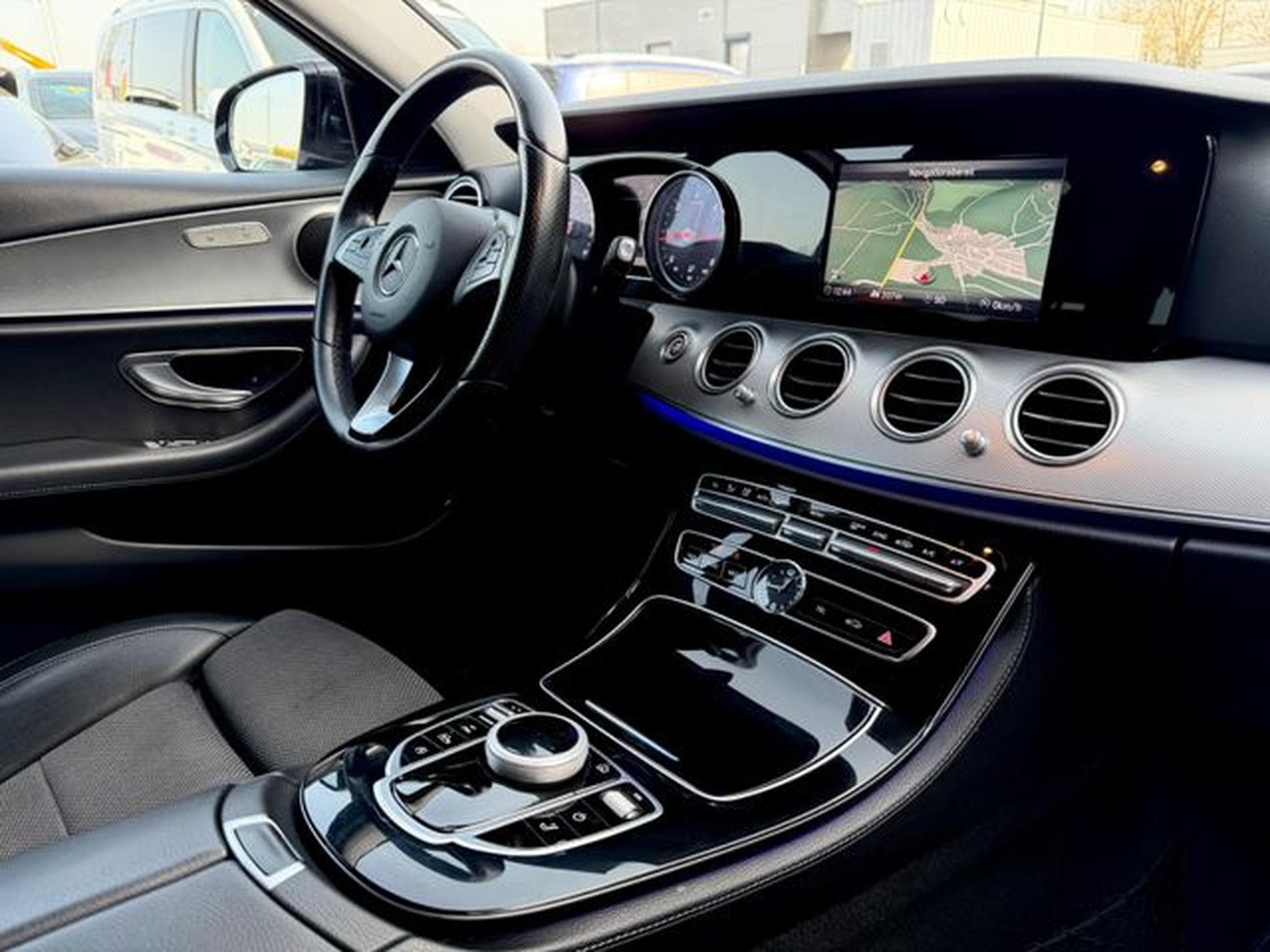 Mercedes E 220 E 220d /NAVI/LED/CAM/GARANTIE/ (2018) - Photo 12
