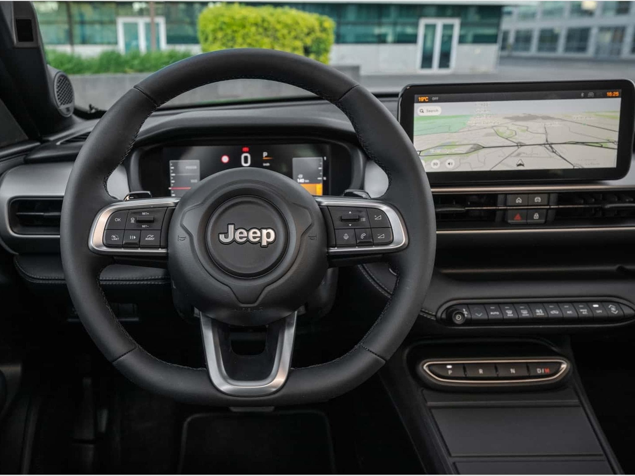 Jeep Avenger 4XE (2025) - Photo 8