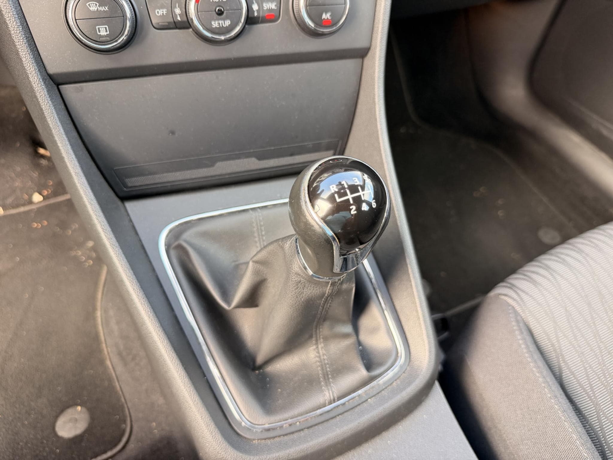 Seat Leon 1.2 TSI 105 Ambition (2013) - Photo 15