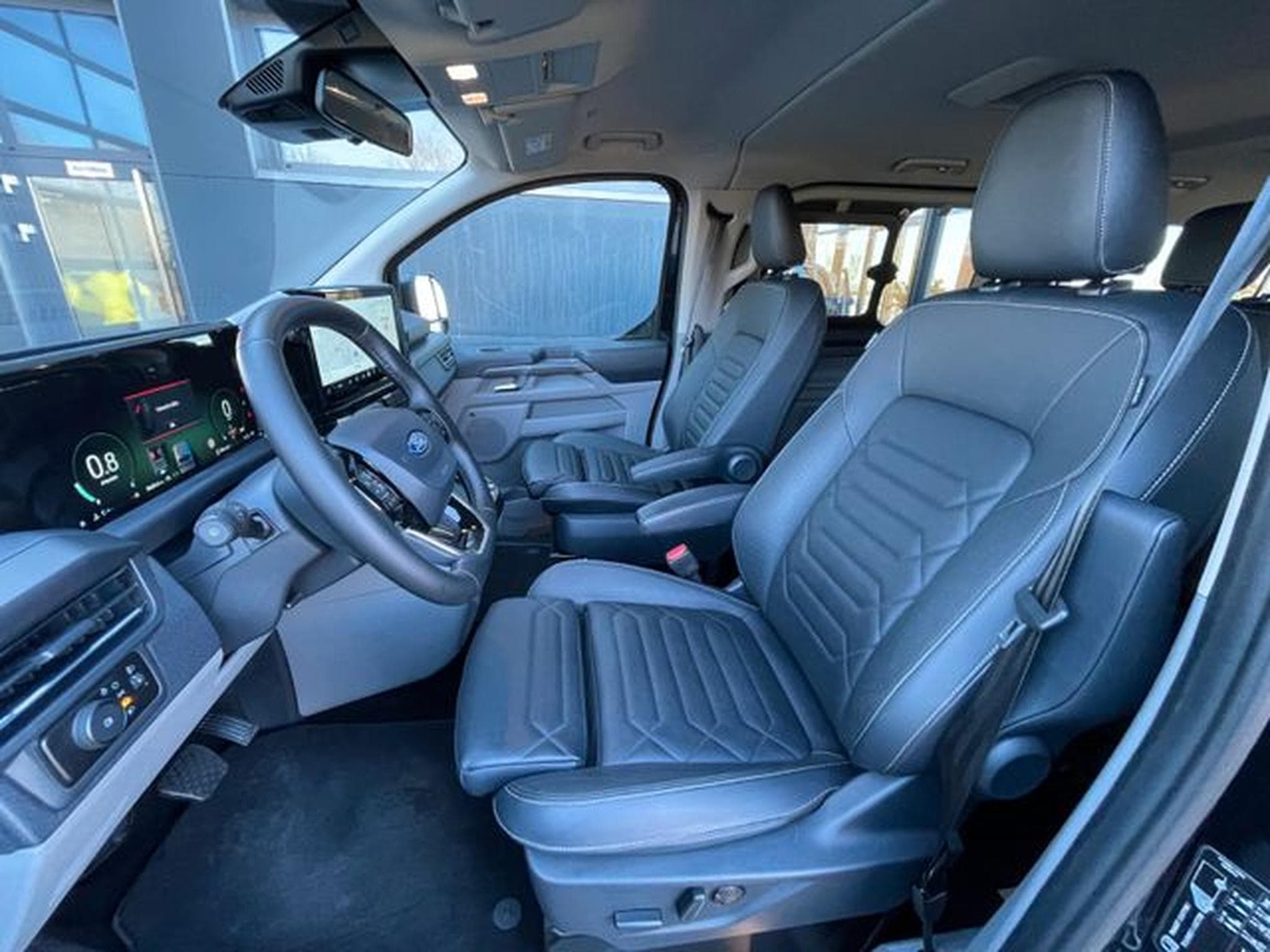 Ford Tourneo Tourneo Custom 8-Sitze 320 L2 Titanium X AWD (2025) - Photo 11