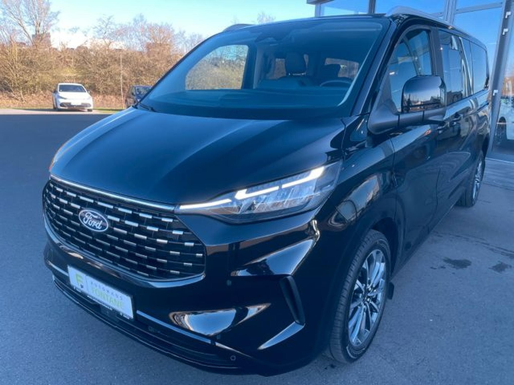 Ford Tourneo Tourneo Custom 8-Sitze 320 L2 Titanium X AWD (2025) - Photo 2