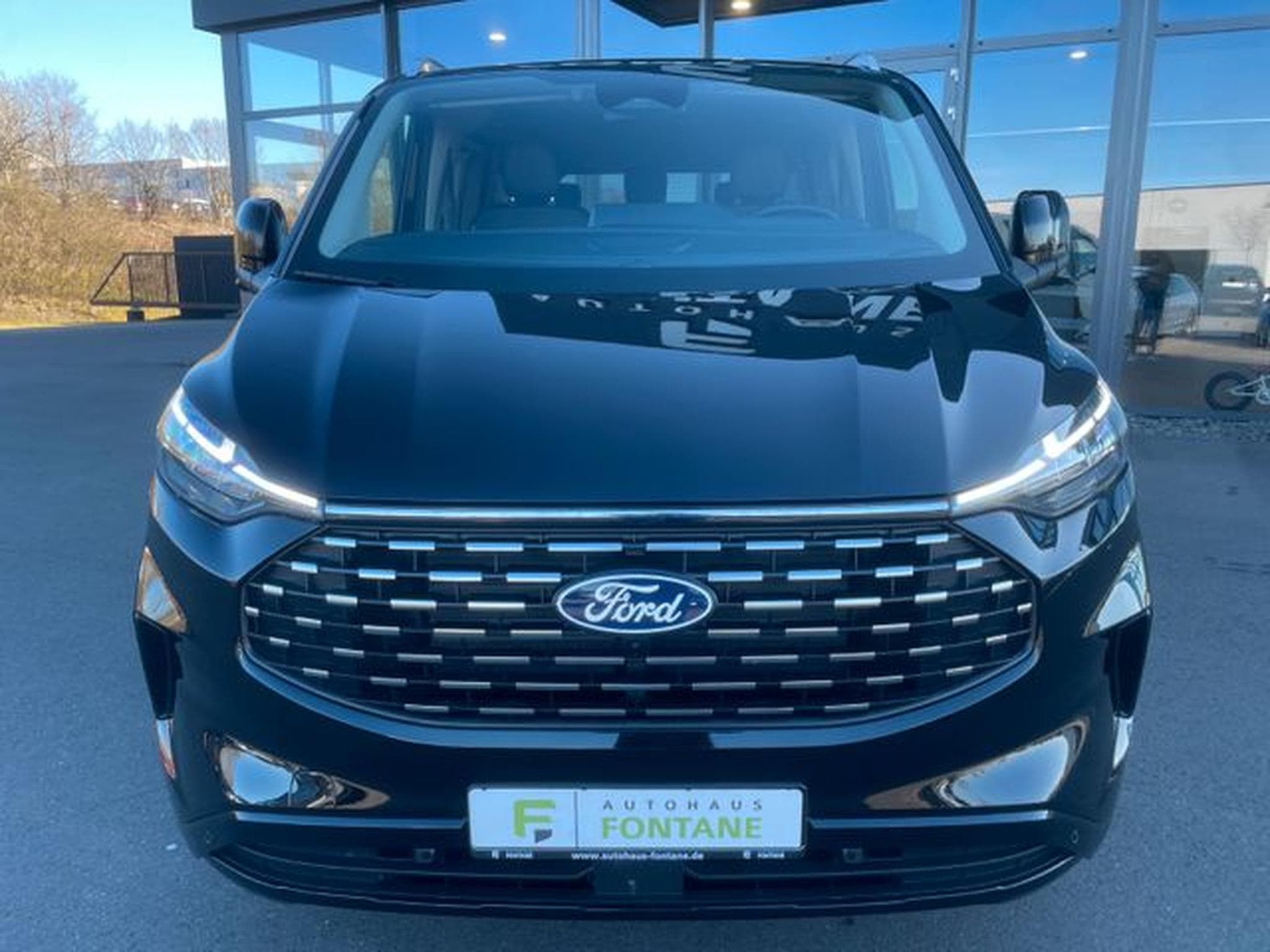 Ford Tourneo Tourneo Custom 8-Sitze 320 L2 Titanium X AWD (2025) - Photo 3