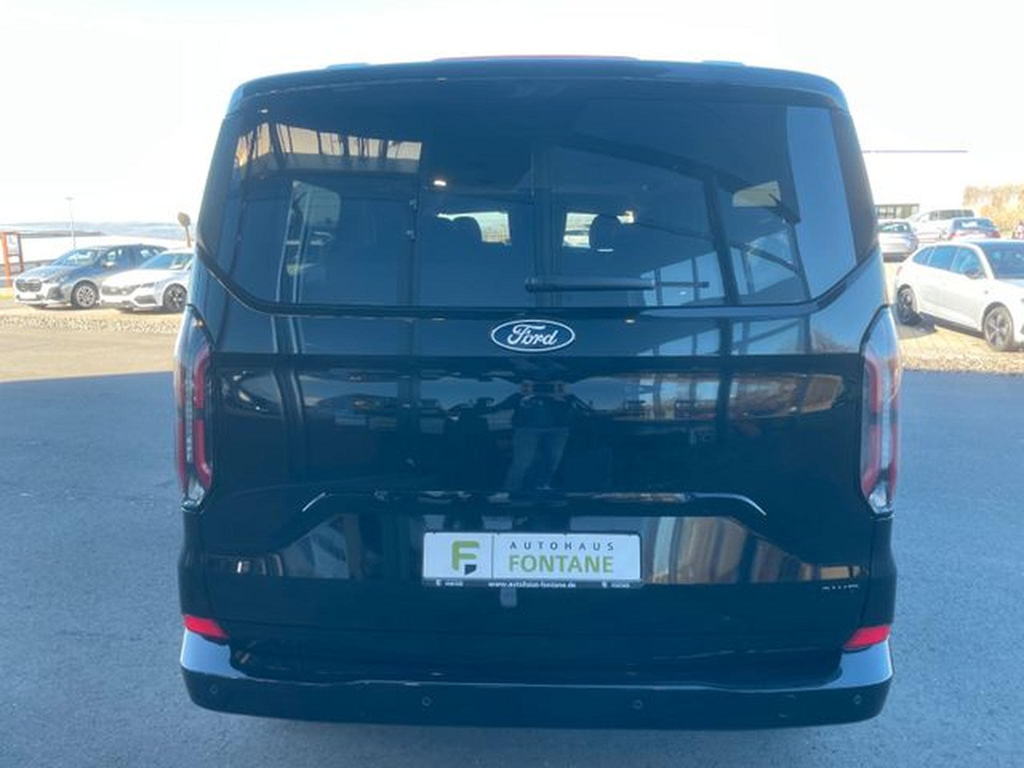 Ford Tourneo Tourneo Custom 8-Sitze 320 L2 Titanium X AWD (2025) - Photo 8