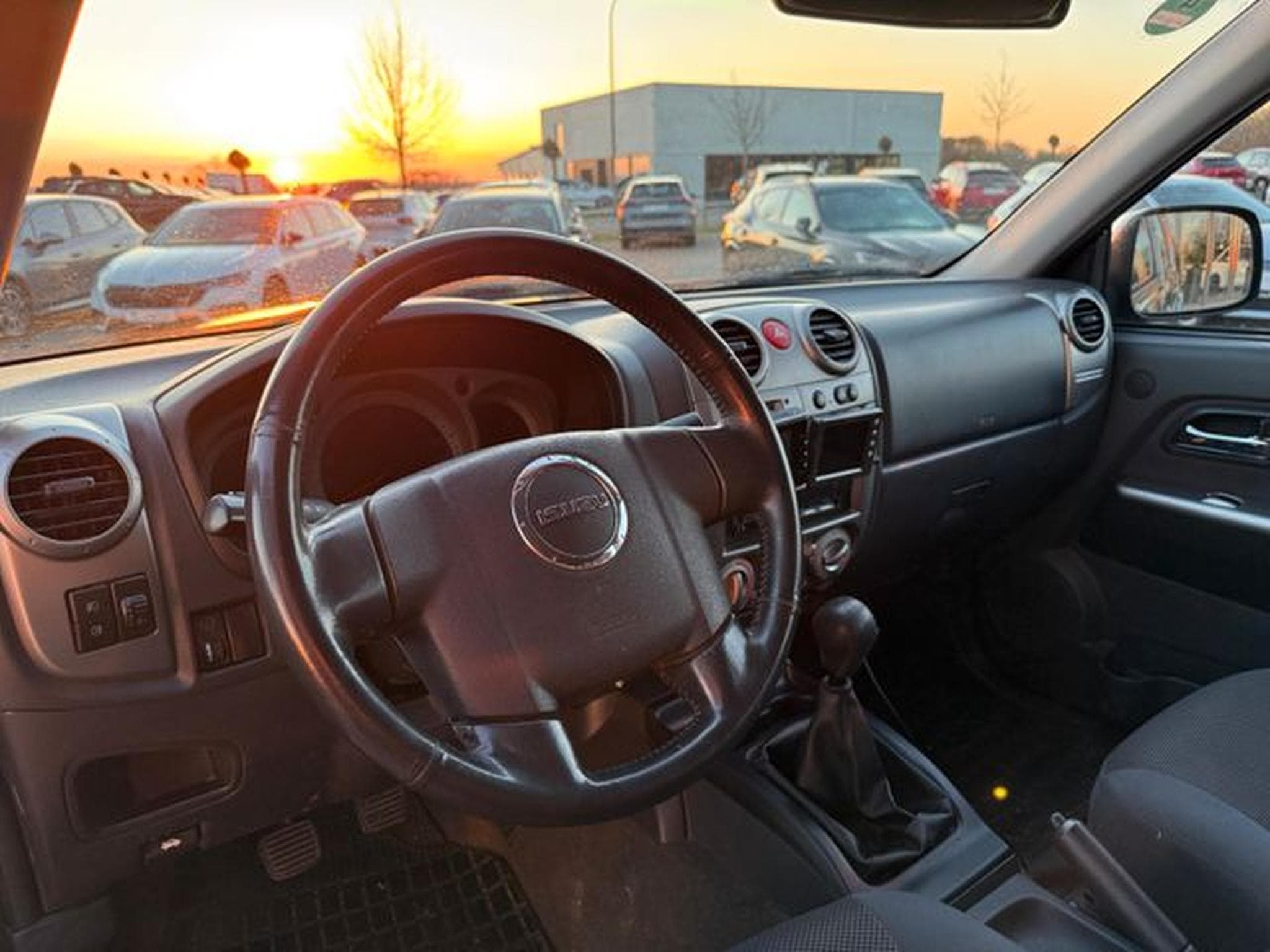 Isuzu D-Max D-Max Double Cab 4WD Klima AHK Kamera (2010) - Foto 10