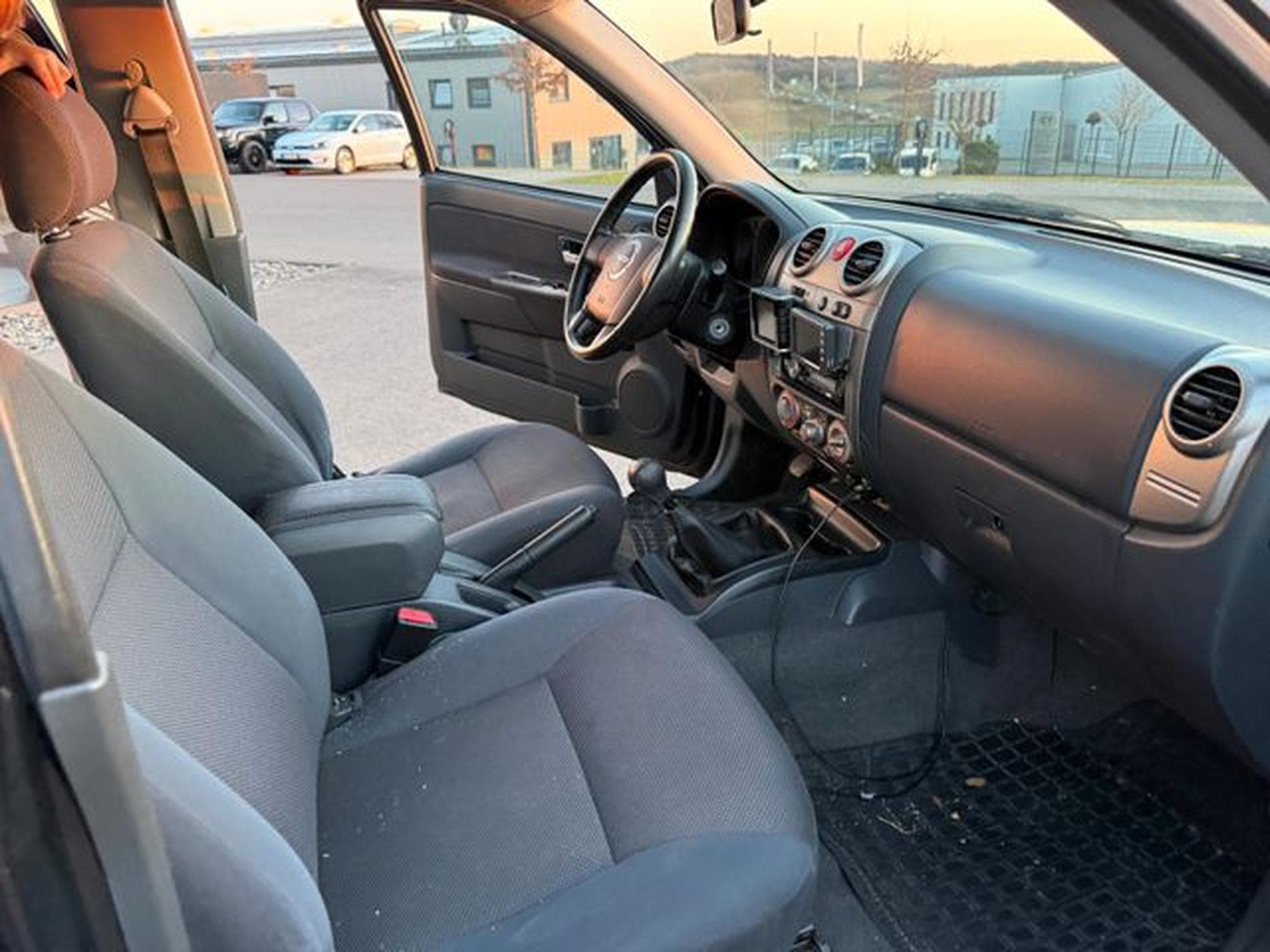 Isuzu D-Max D-Max Double Cab 4WD Klima AHK Kamera (2010) - Foto 13