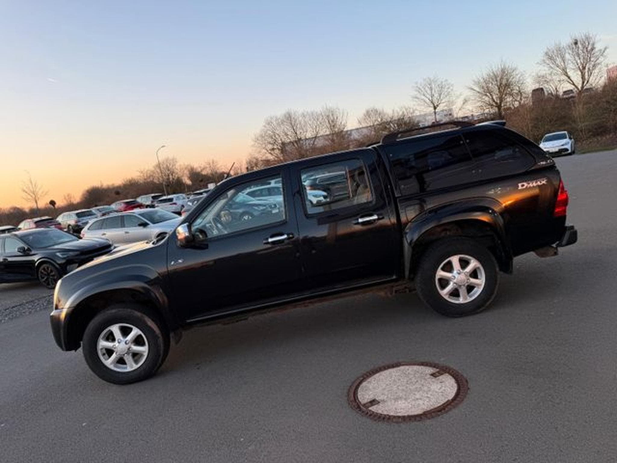 Isuzu D-Max D-Max Double Cab 4WD Klima AHK Kamera (2010) - Foto 8
