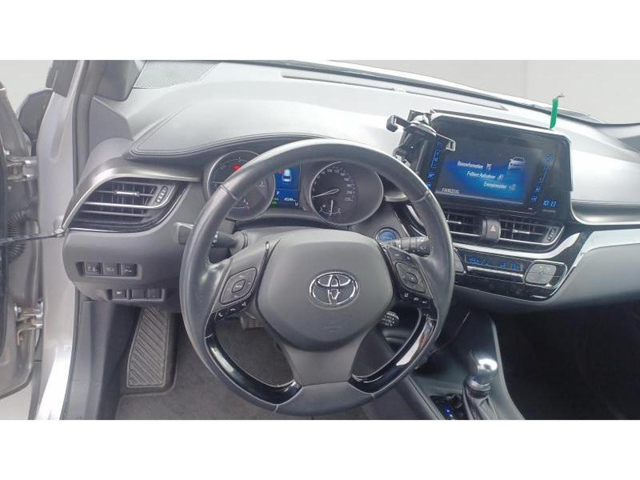 Toyota C-HR C-Business Plus (2018) - Photo 11