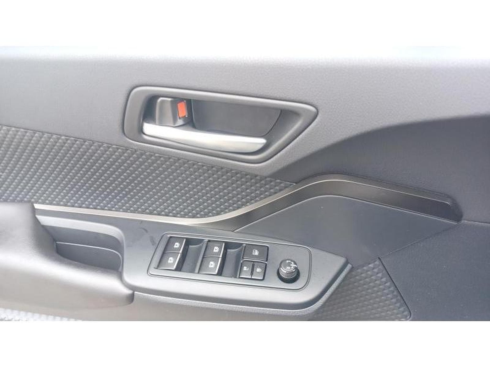 Toyota C-HR C-Business Plus (2018) - Photo 20