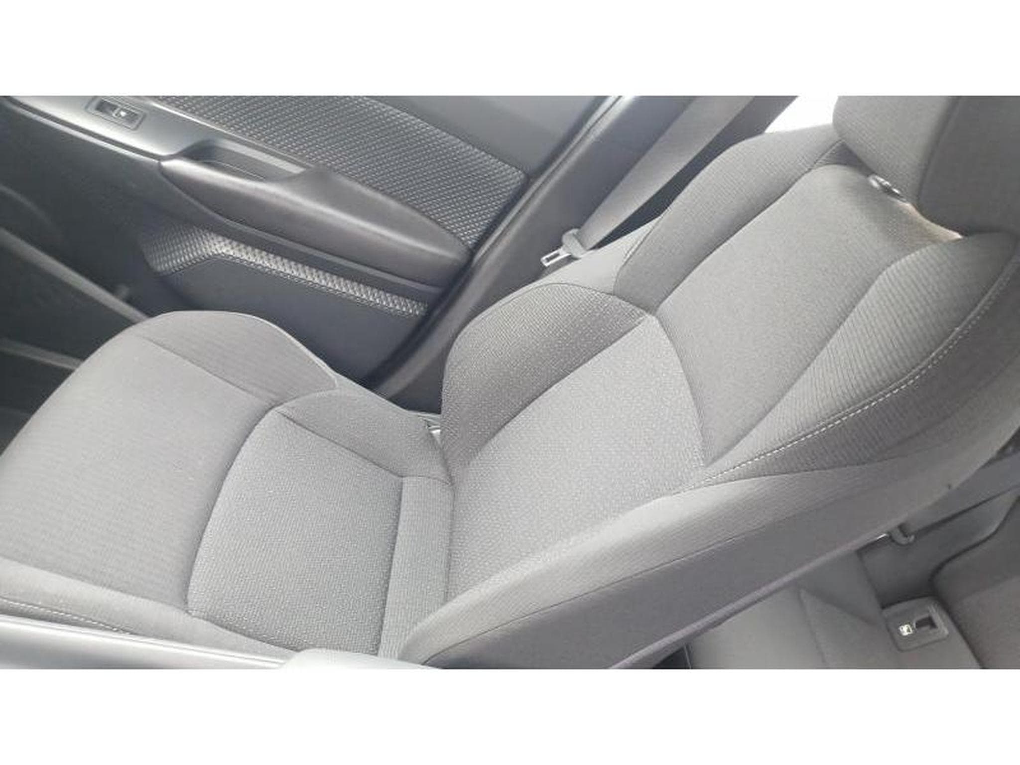 Toyota C-HR C-Business Plus (2018) - Photo 30