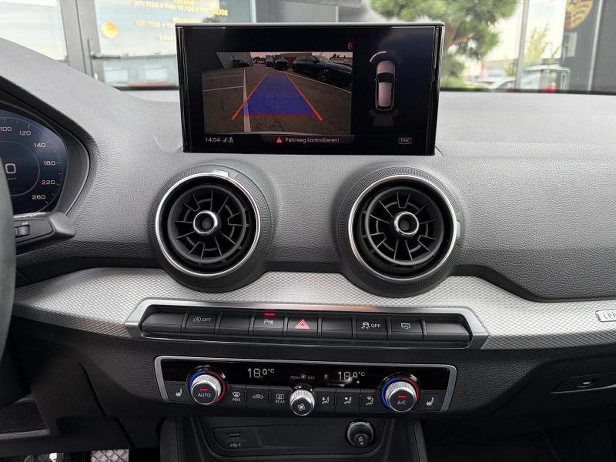 Audi Q2 S line 2.0 30 TDI 116ch /Camera/Sièges chauffants/Garantie A (2023) - Photo 8