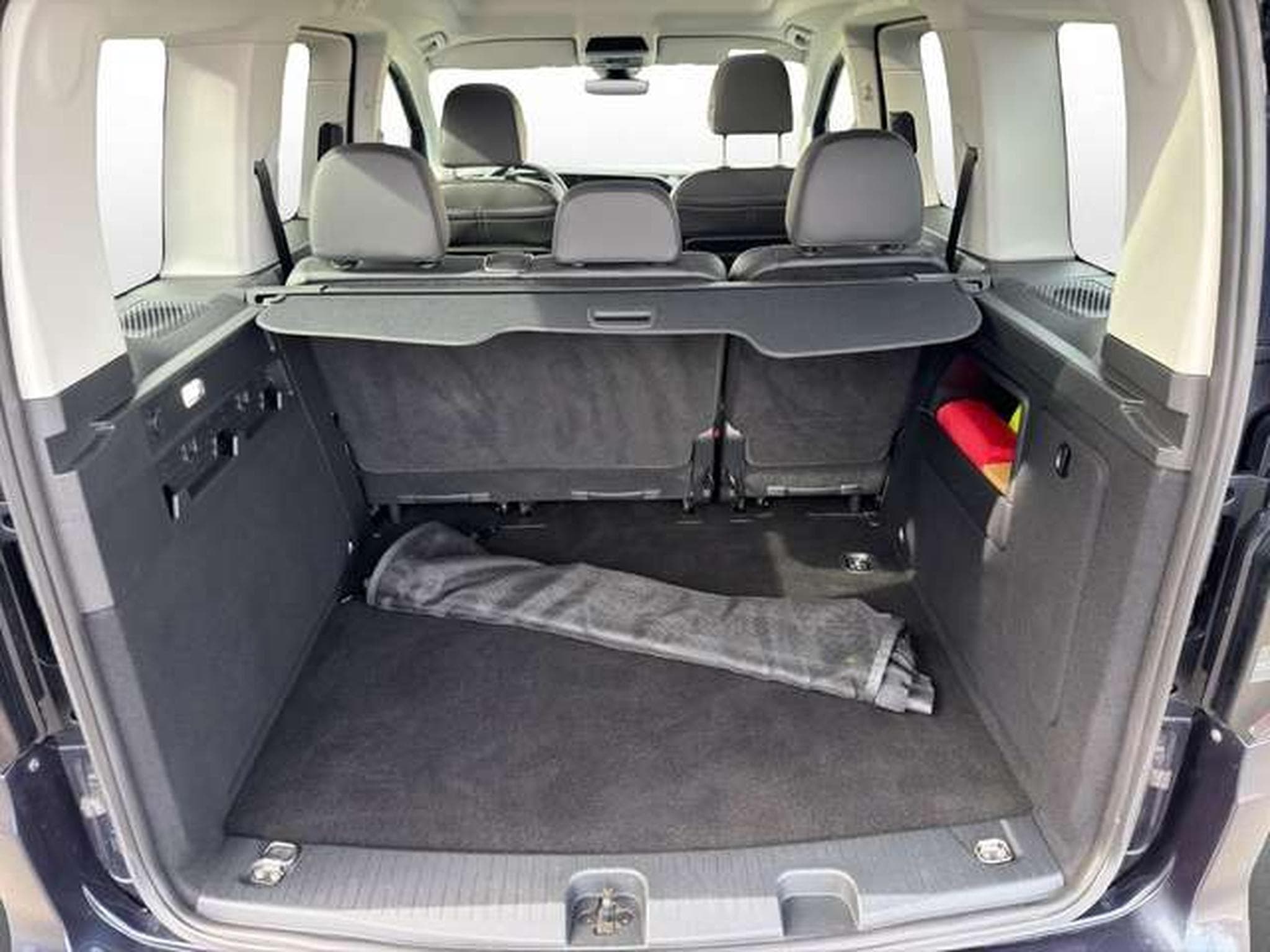 VW Caddy Style 2.0 TDI DSG/Navi/LED/Pano (2022) - Photo 20