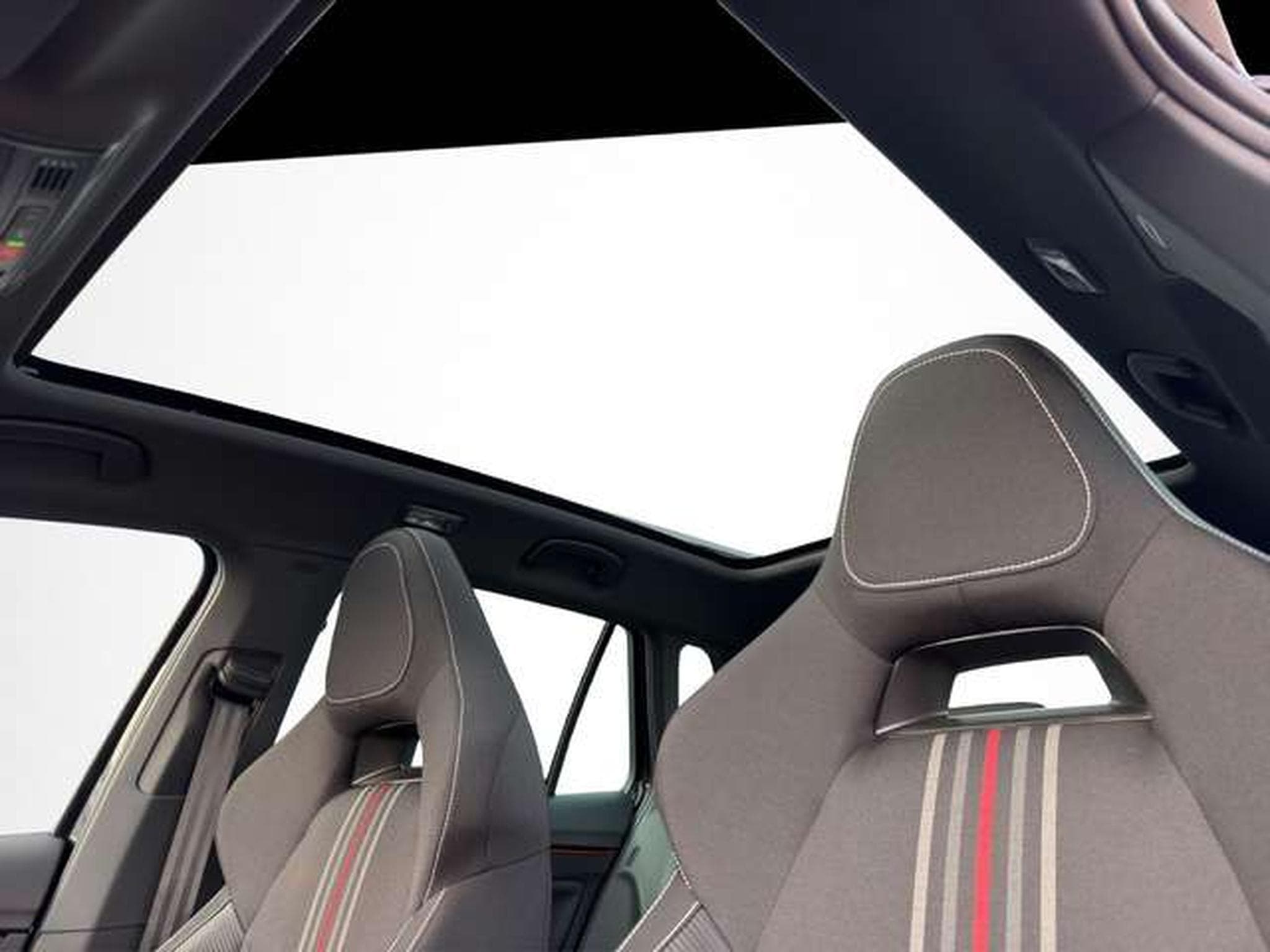 Skoda Kamiq Monte Carlo 1.5 DSG/AHK/Side-Ass/4-J Garan (2026) - Photo 22