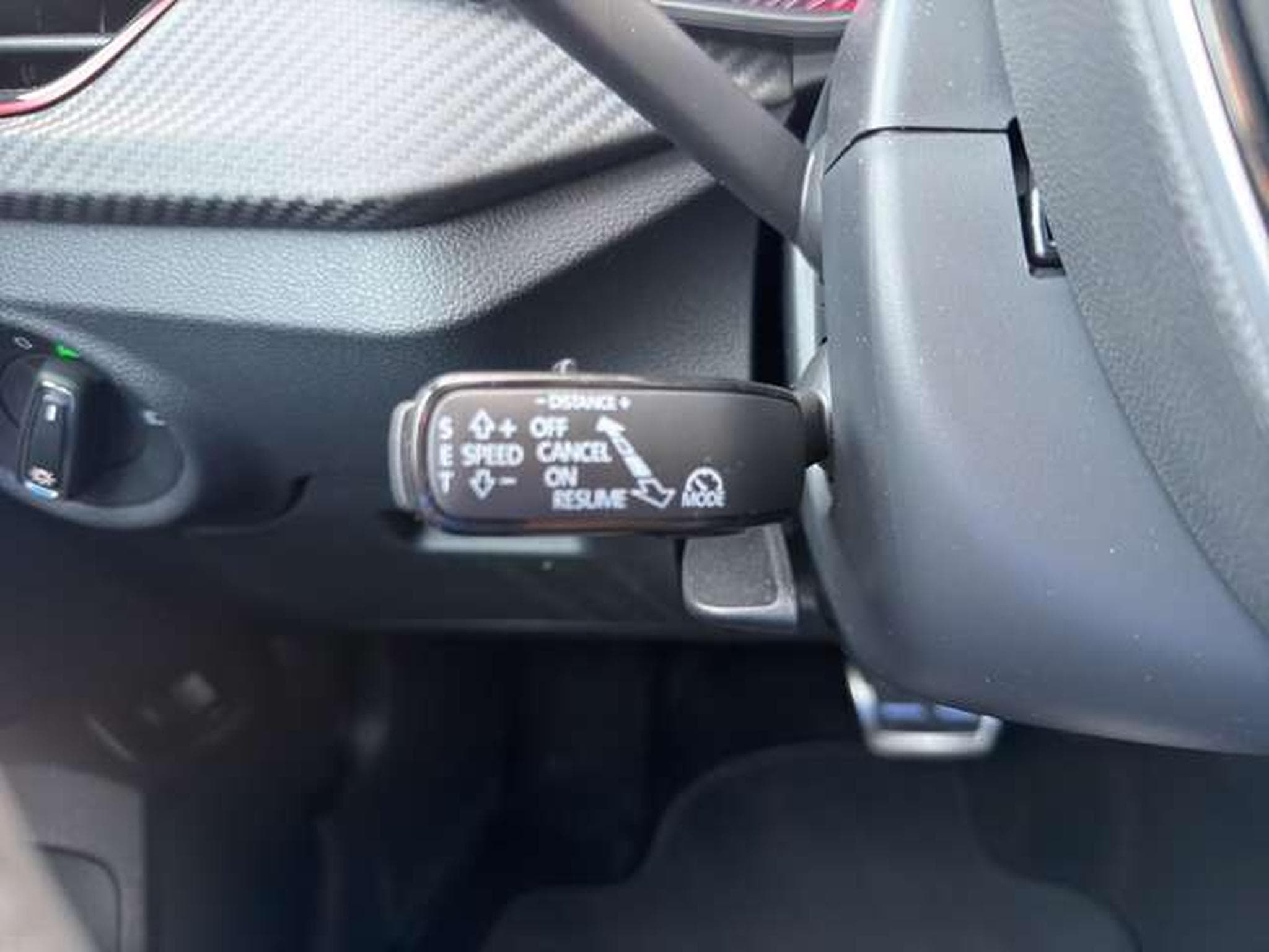 Skoda Kamiq Monte Carlo 1.5 DSG/AHK/Side-Ass/4-J Garan (2026) - Photo 30