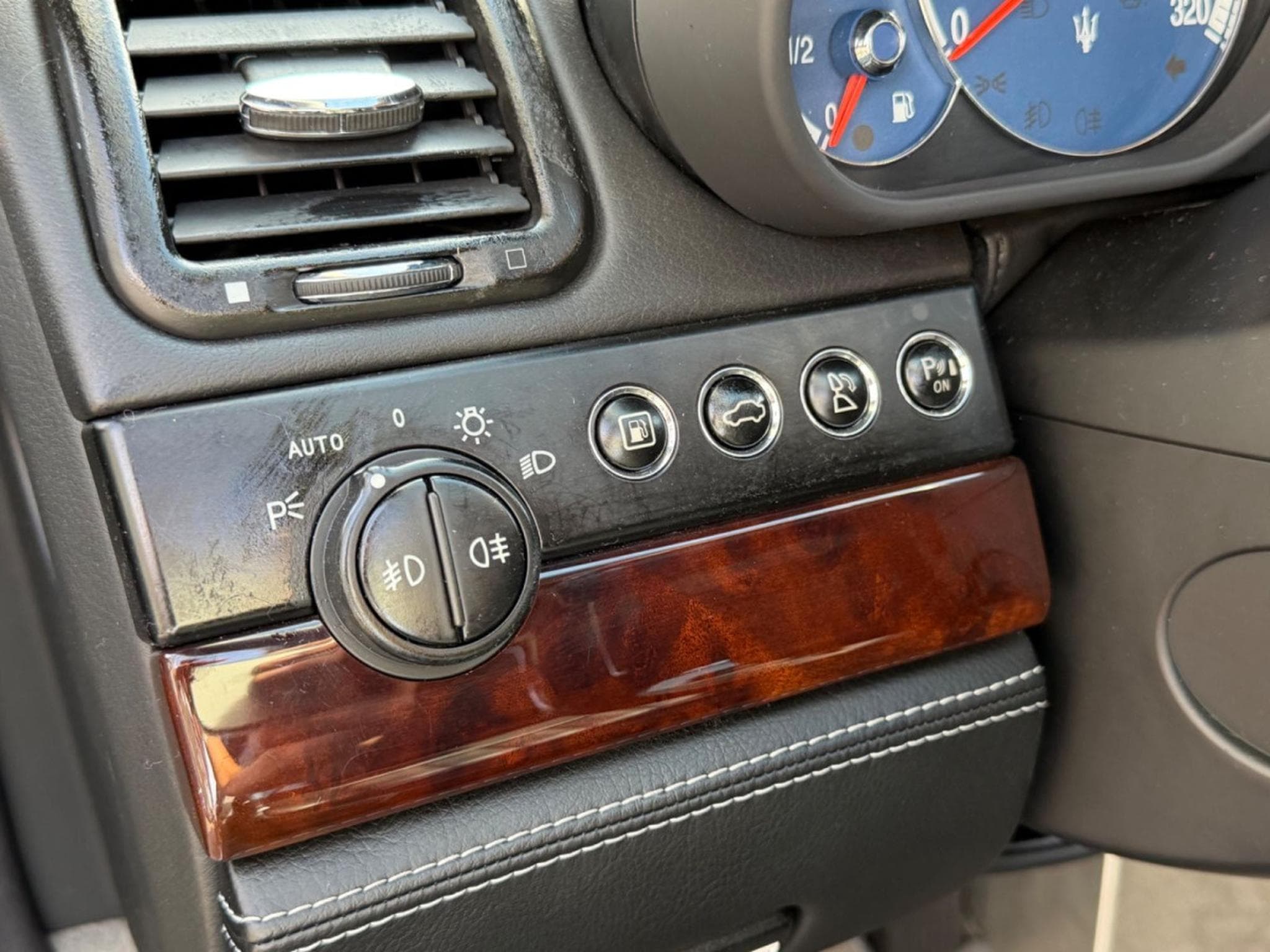 Maserati Quattroporte 4.2 V8 Executive/TOP Historie/ (2005) - Photo 14