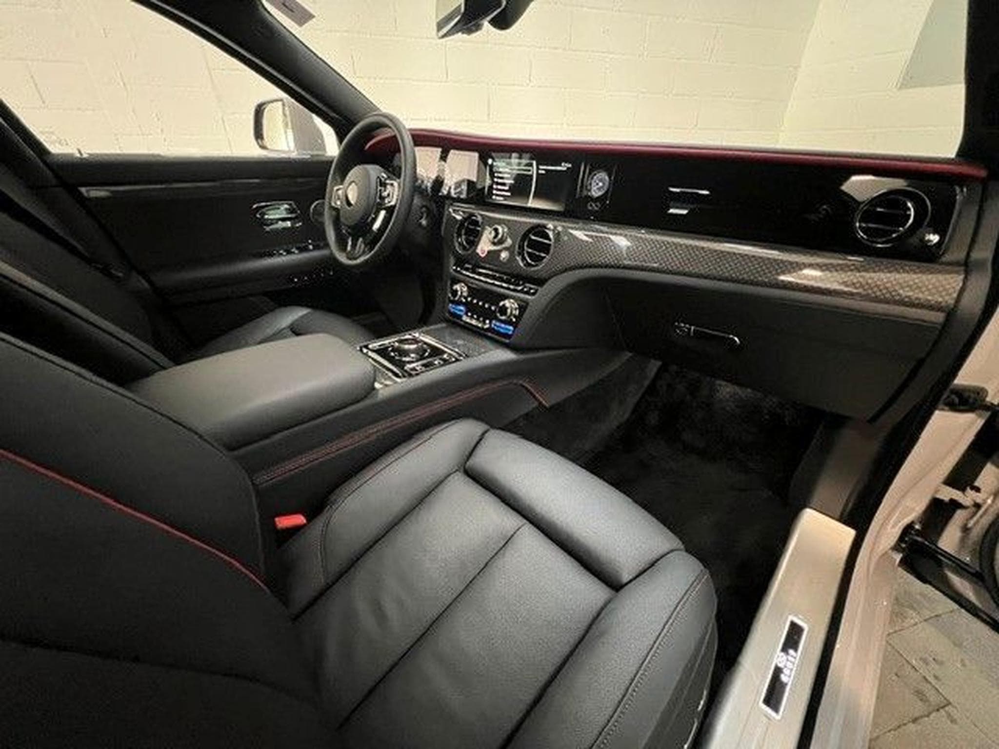 Rolls-Royce Ghost Black Badge - Carbon -1Hand- VOLL (2023) - Photo 12