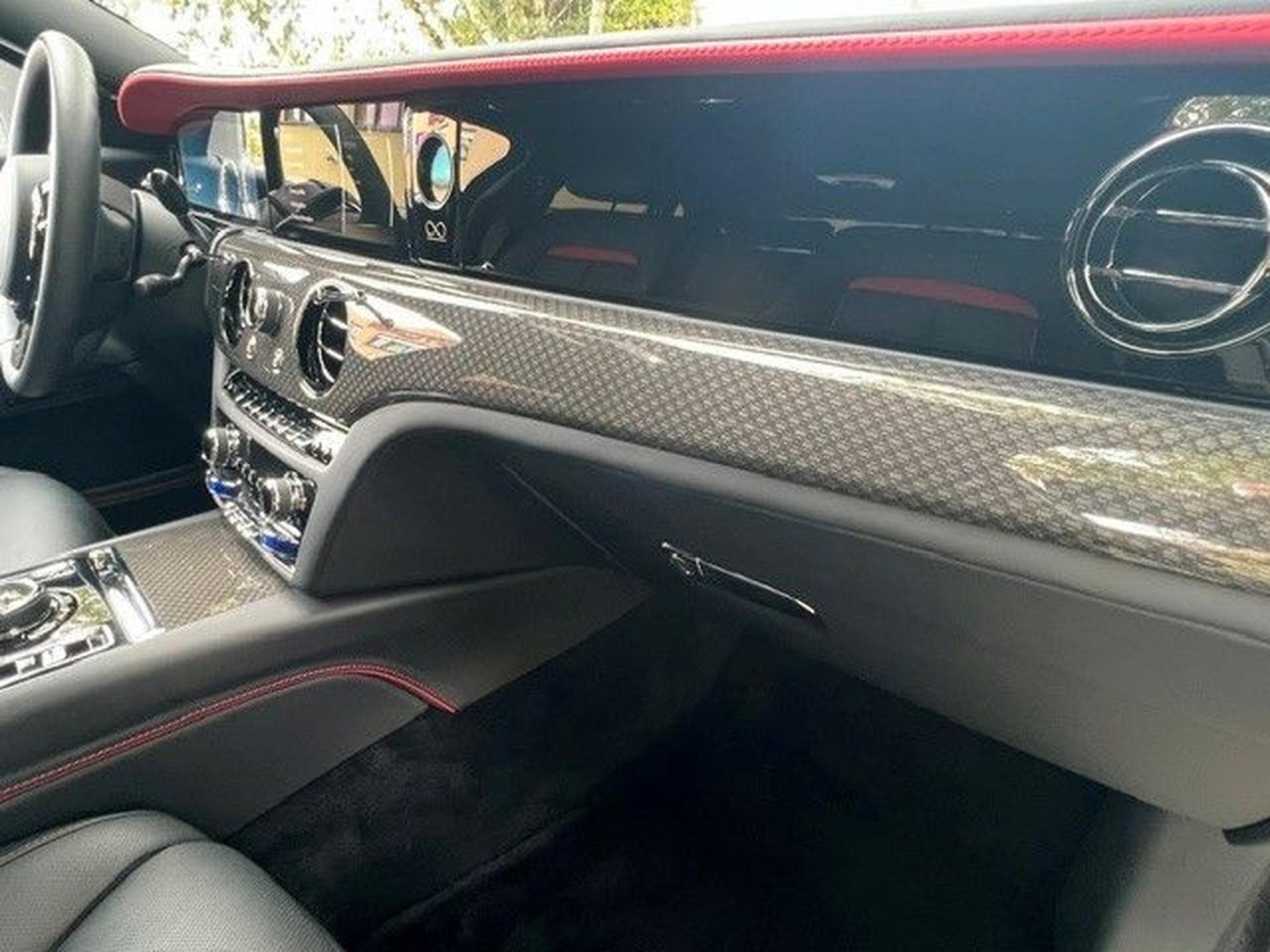 Rolls-Royce Ghost Black Badge - Carbon -1Hand- VOLL (2023) - Photo 11