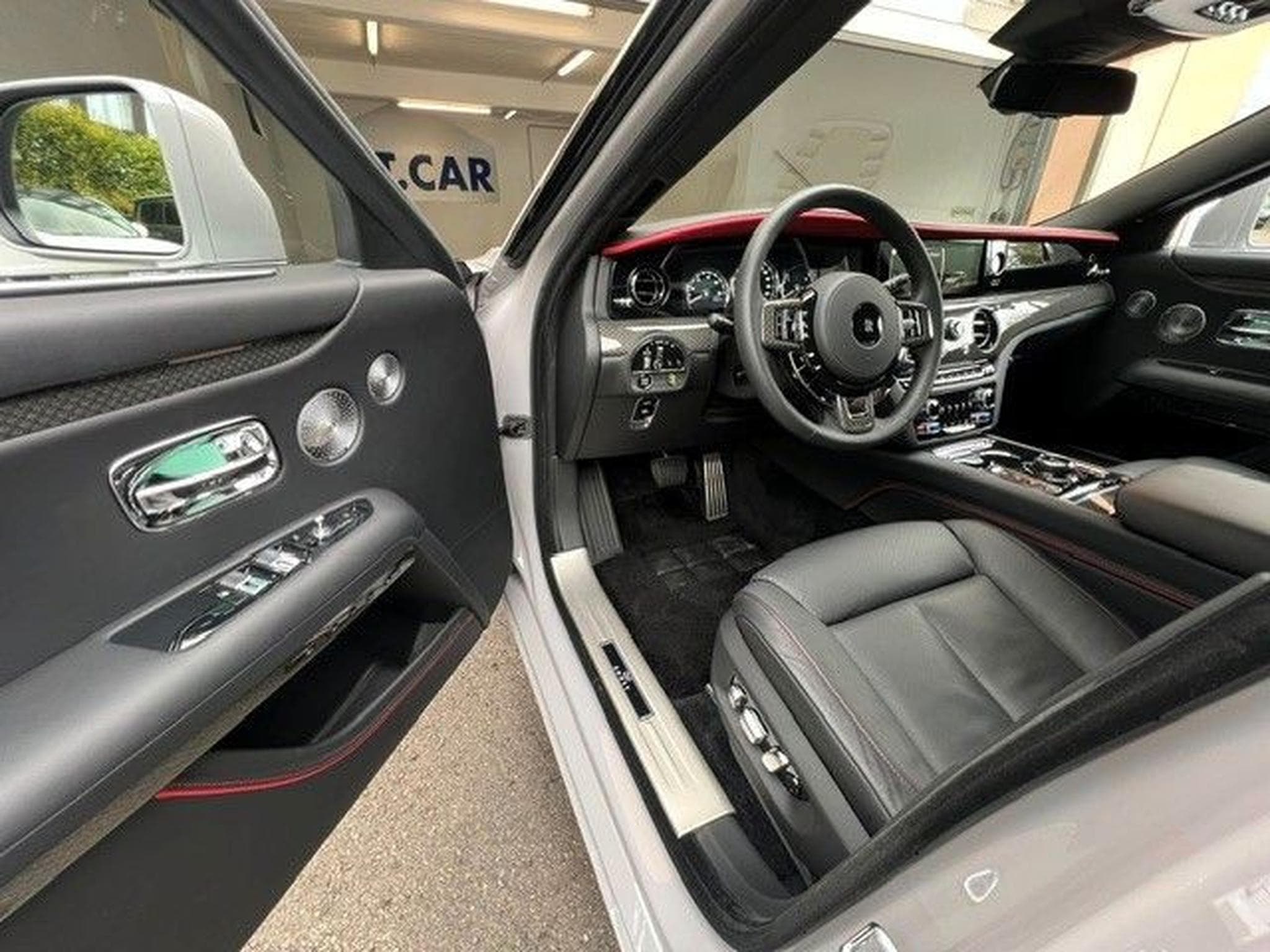 Rolls-Royce Ghost Black Badge - Carbon -1Hand- VOLL (2023) - Photo 18