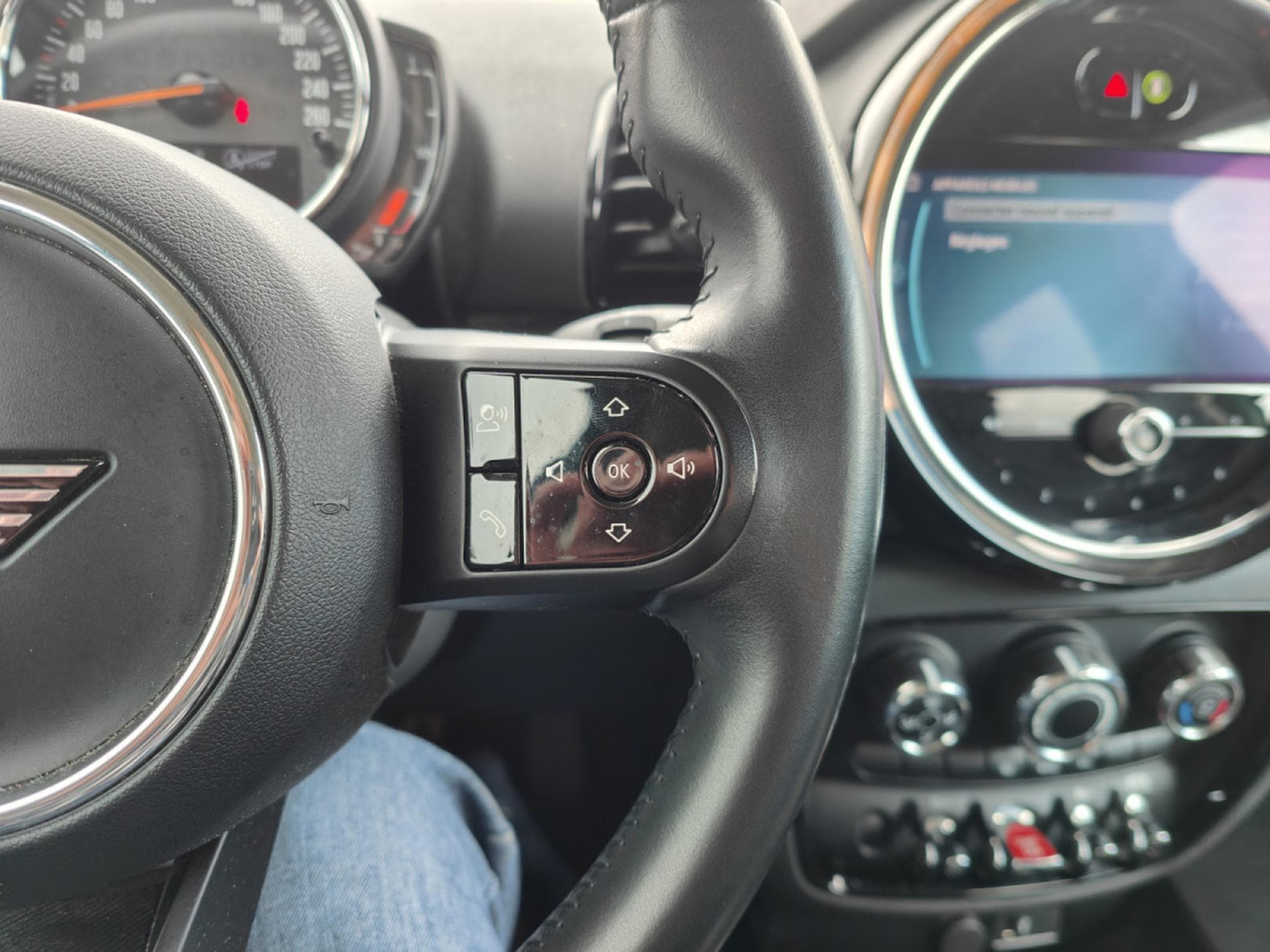 Mini Clubman One D 1.5dA CARPLAY GPS BLUETOOTH CLIM PHARES LED (2022) - Foto 20