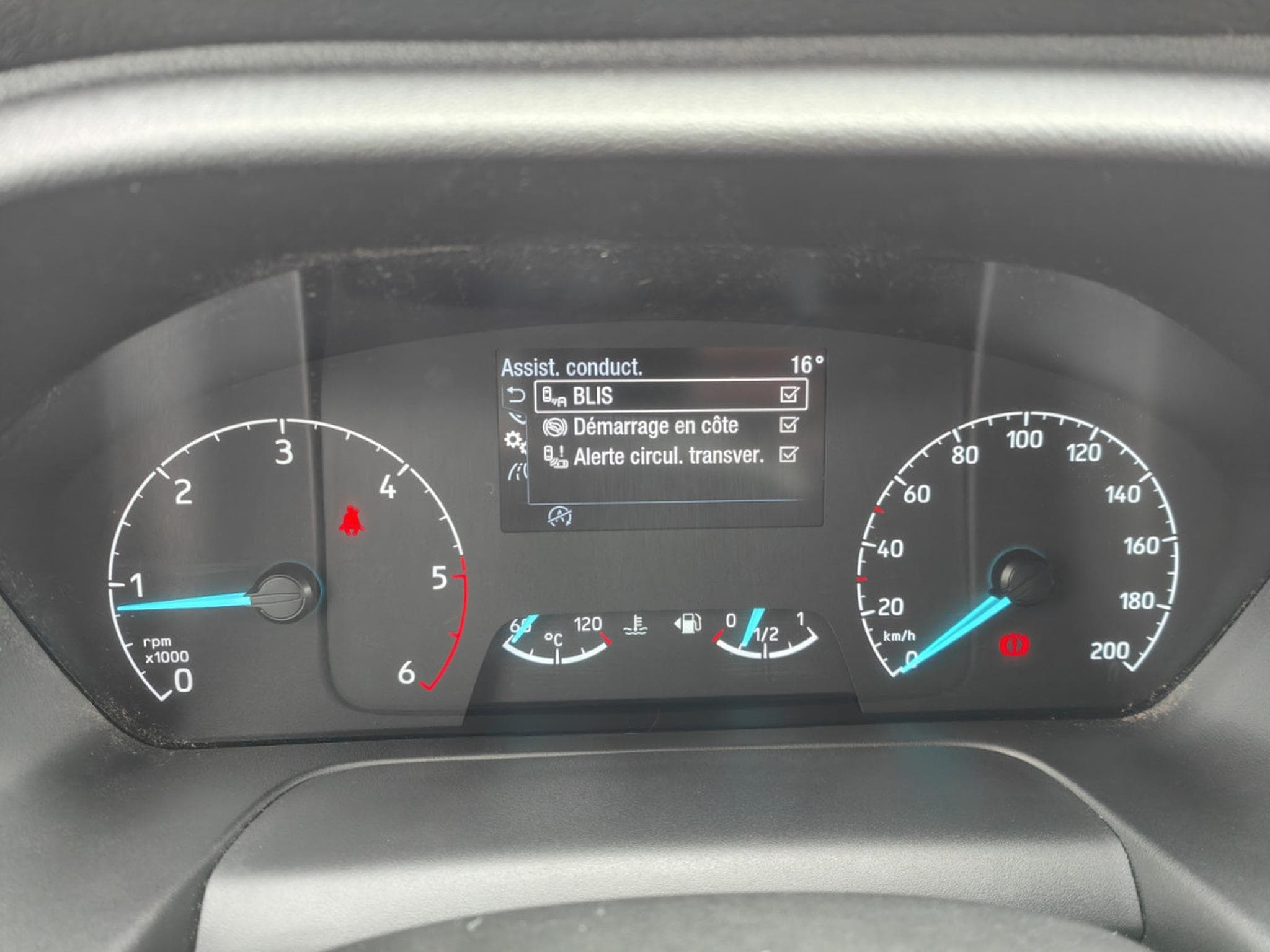 Ford Tourneo 2.0 TDCI L2H1 5 PLACES CARPLAY CAMERA GPS BLUETOOTH (2021) - Photo 22