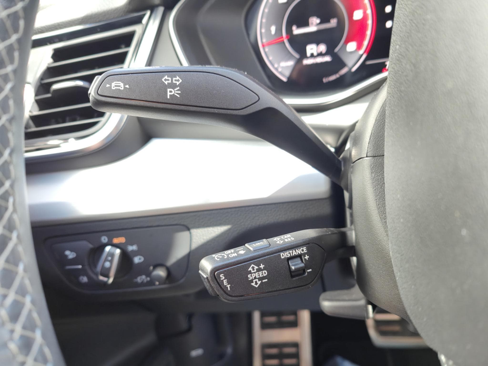 Audi SQ5 3.0 TDI V6 QUATTRO TIPTRONIC SUSPENSIONS PNEU BANG&OLUFSEN (2022) - Foto 21