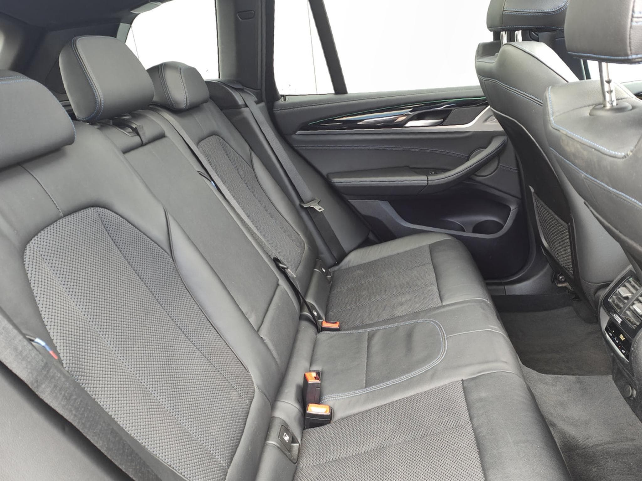 BMW X3 SDRIVE 18D PACK M CARPLAY CAMERA TOIT PANO OUVRANT SIEGES ET (2020) - Photo 9