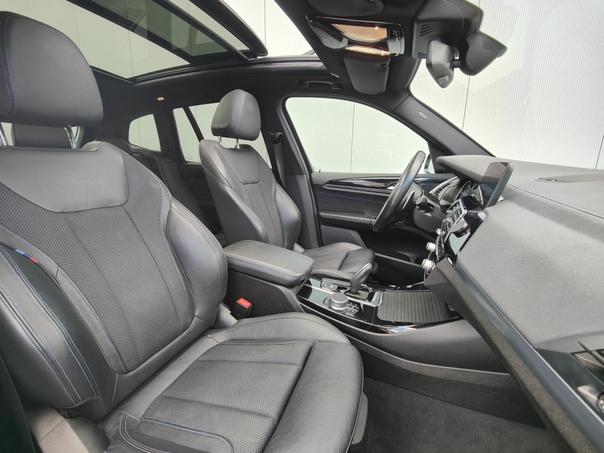 BMW X3 SDRIVE 18D PACK M CARPLAY CAMERA TOIT PANO OUVRANT SIEGES ET (2020) - Photo 8