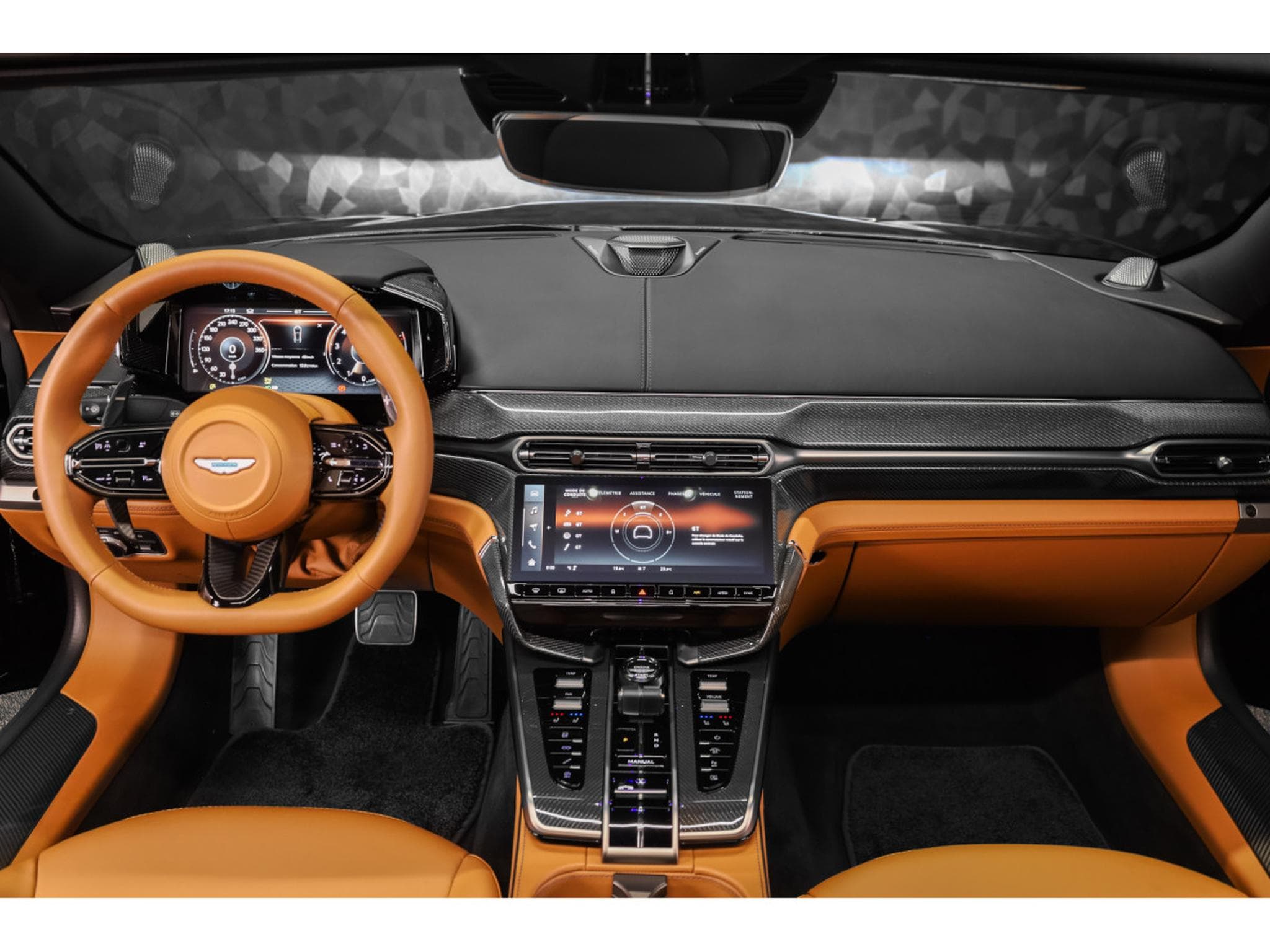 Aston-Martin Vanquish Volante V12 Twin Turbo - Minotaur Green (2026) - Foto 14