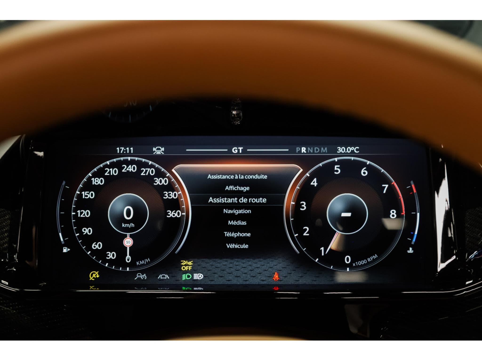 Aston-Martin Vanquish Volante V12 Twin Turbo - Minotaur Green (2026) - Foto 23