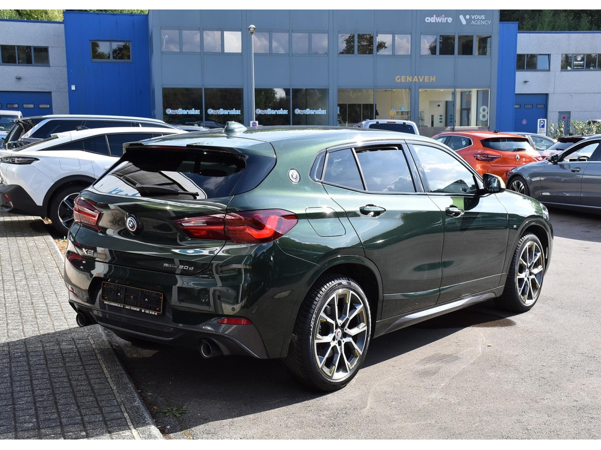 BMW X2 2.0dA sDrive "M" Sport Goldplay Edition CUIR HUD CAM 1° MAIN (2023) - Photo 4