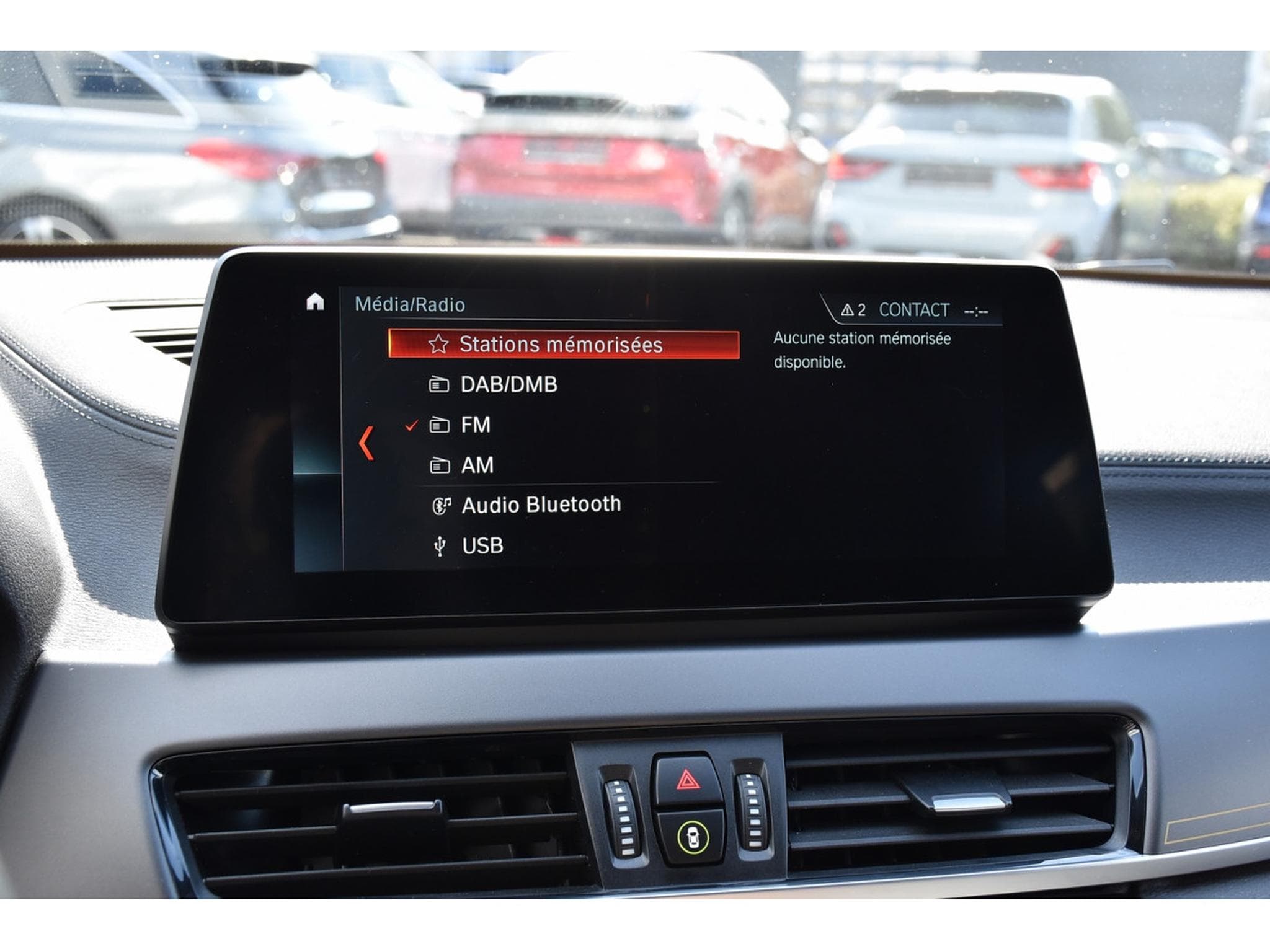 BMW X2 2.0dA sDrive "M" Sport Goldplay Edition CUIR HUD CAM 1° MAIN (2023) - Photo 11