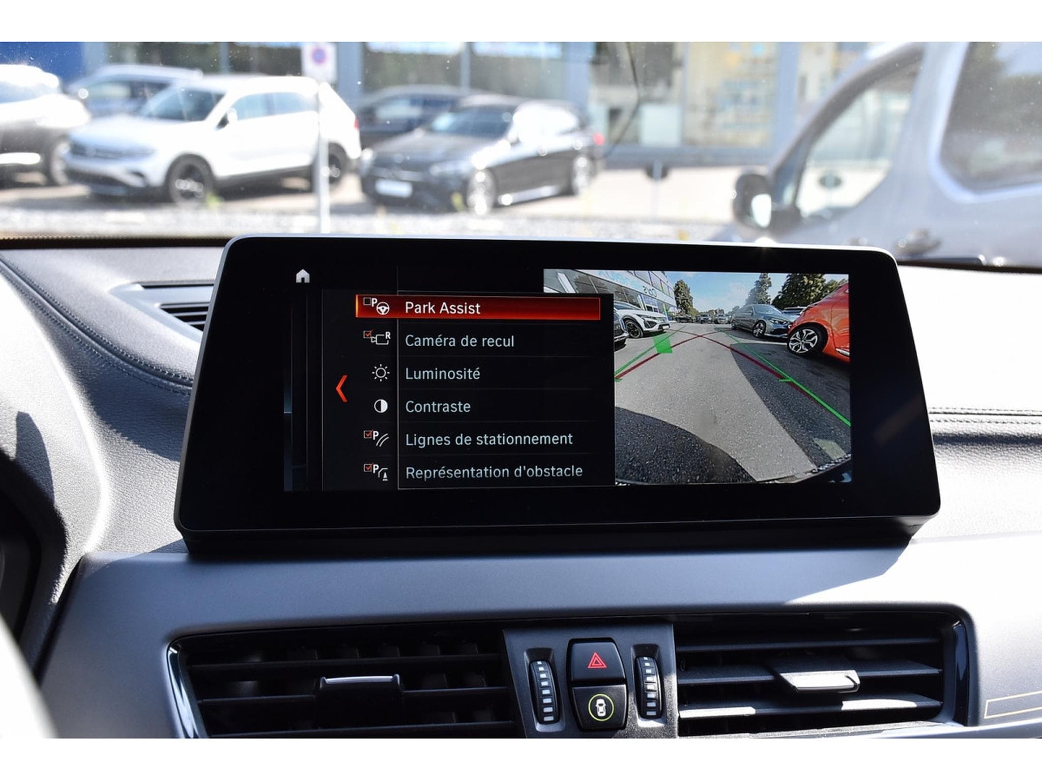 BMW X2 2.0dA sDrive "M" Sport Goldplay Edition CUIR HUD CAM 1° MAIN (2023) - Photo 15