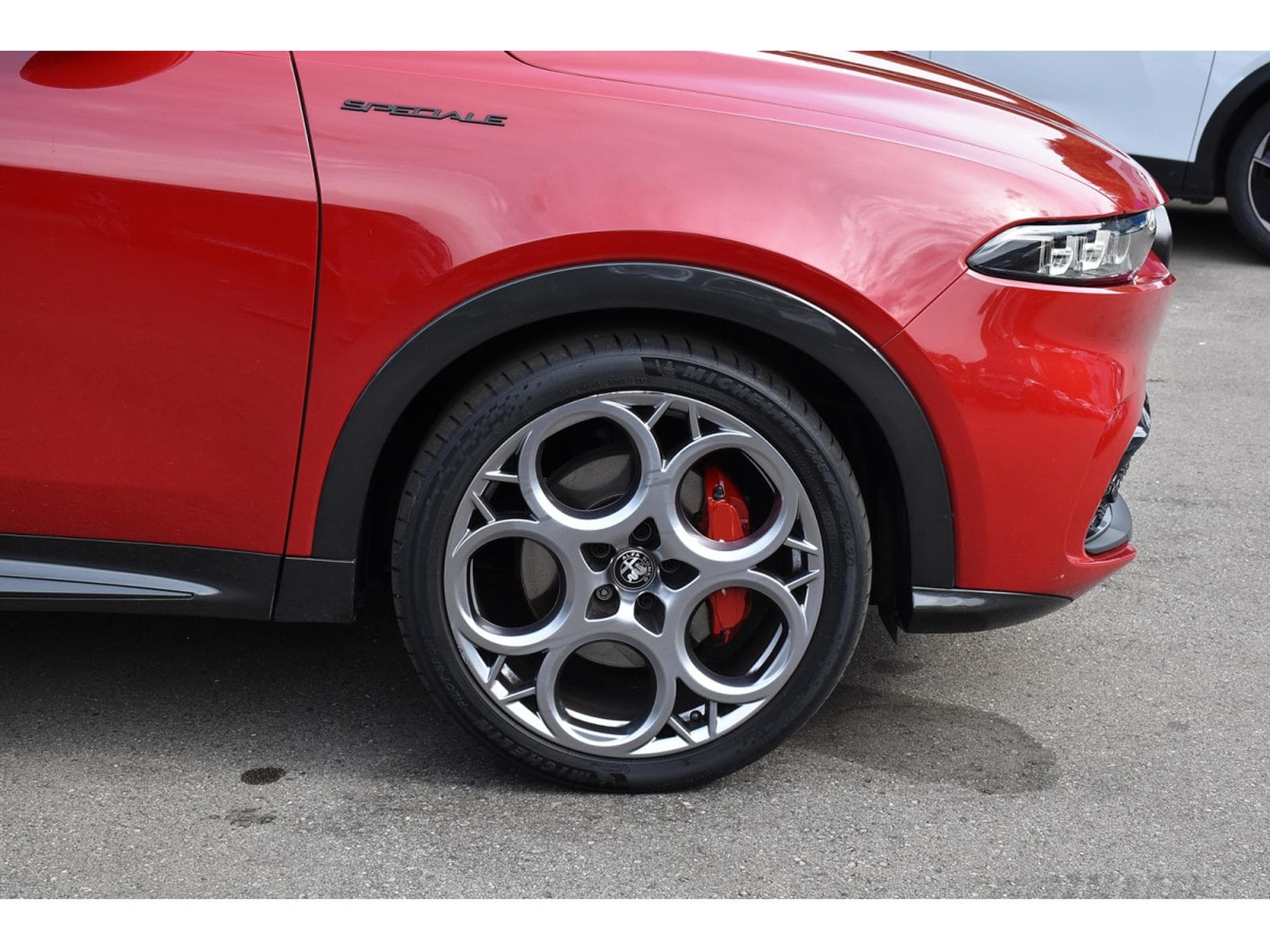 Alfa-Romeo Tonale 1.5 MHEV Edizione Speciale CUIR MEMO ACC LANE HARMAN CAM (2022) - Photo 5