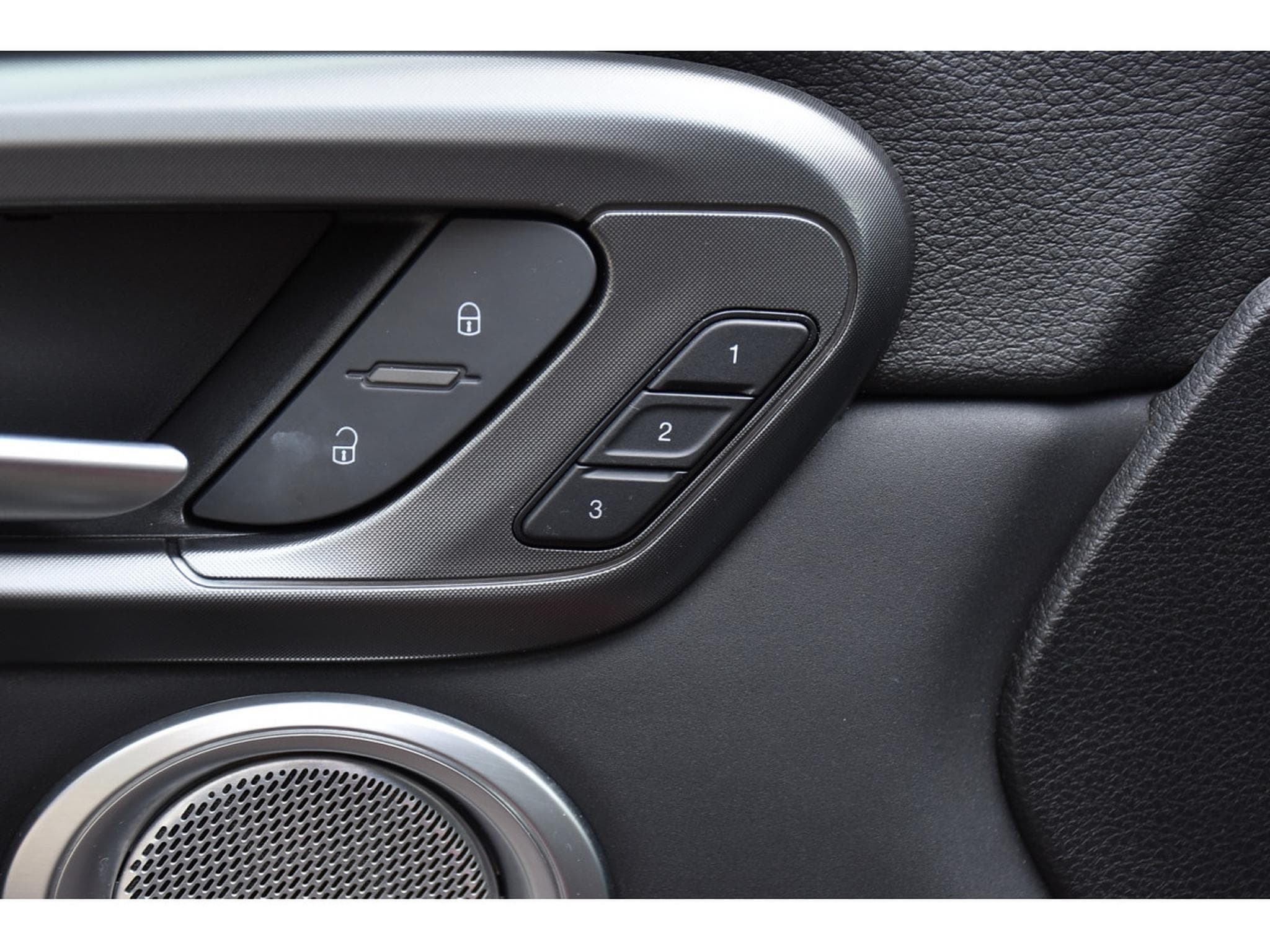 Alfa-Romeo Tonale 1.5 MHEV Edizione Speciale CUIR MEMO ACC LANE HARMAN CAM (2022) - Photo 21