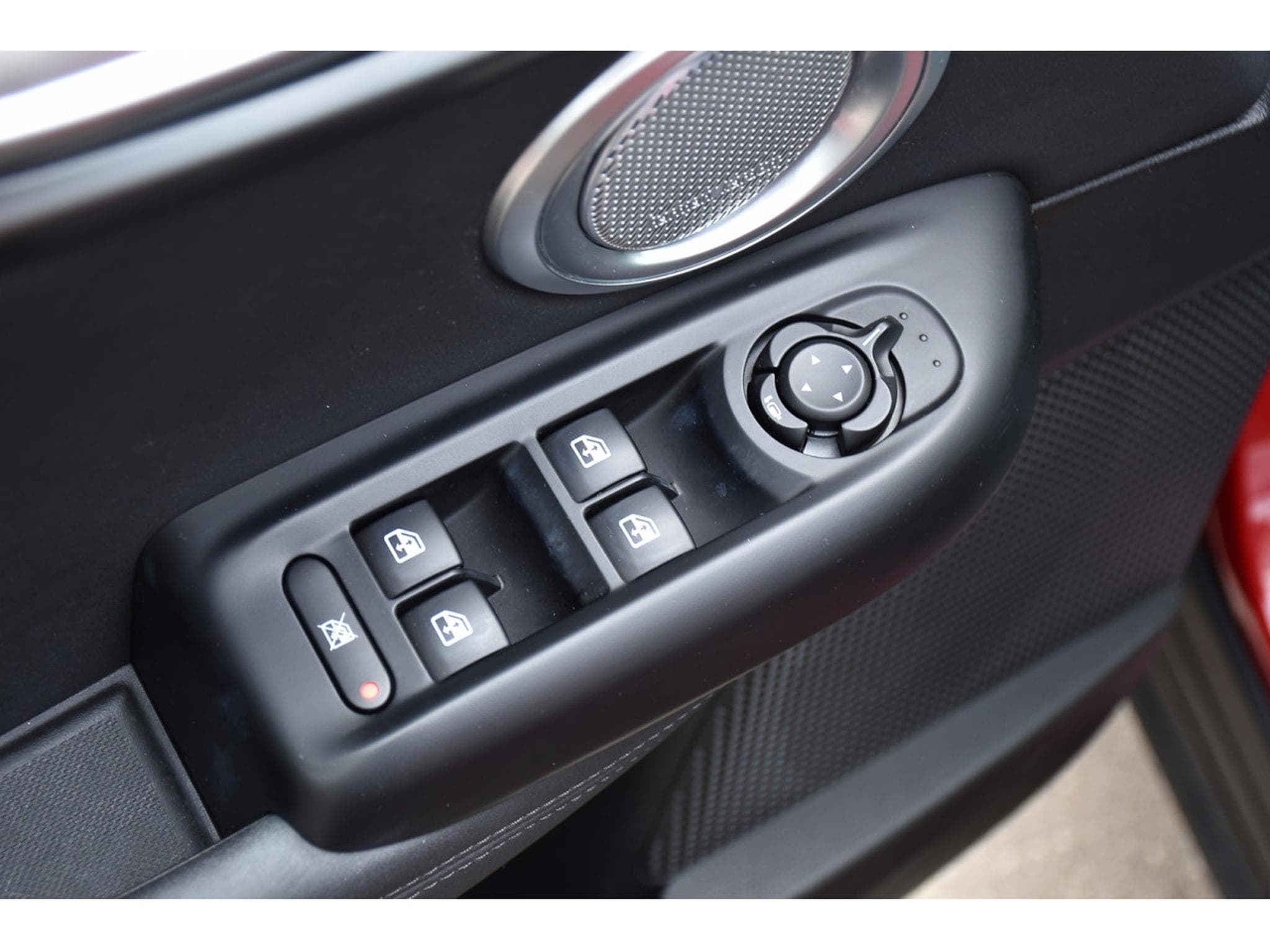 Alfa-Romeo Tonale 1.5 MHEV Edizione Speciale CUIR MEMO ACC LANE HARMAN CAM (2022) - Photo 23