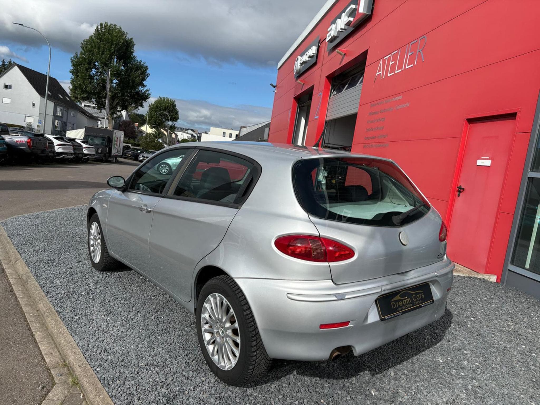 Alfa-Romeo 147 1.9 JTD (2008) - Photo 2