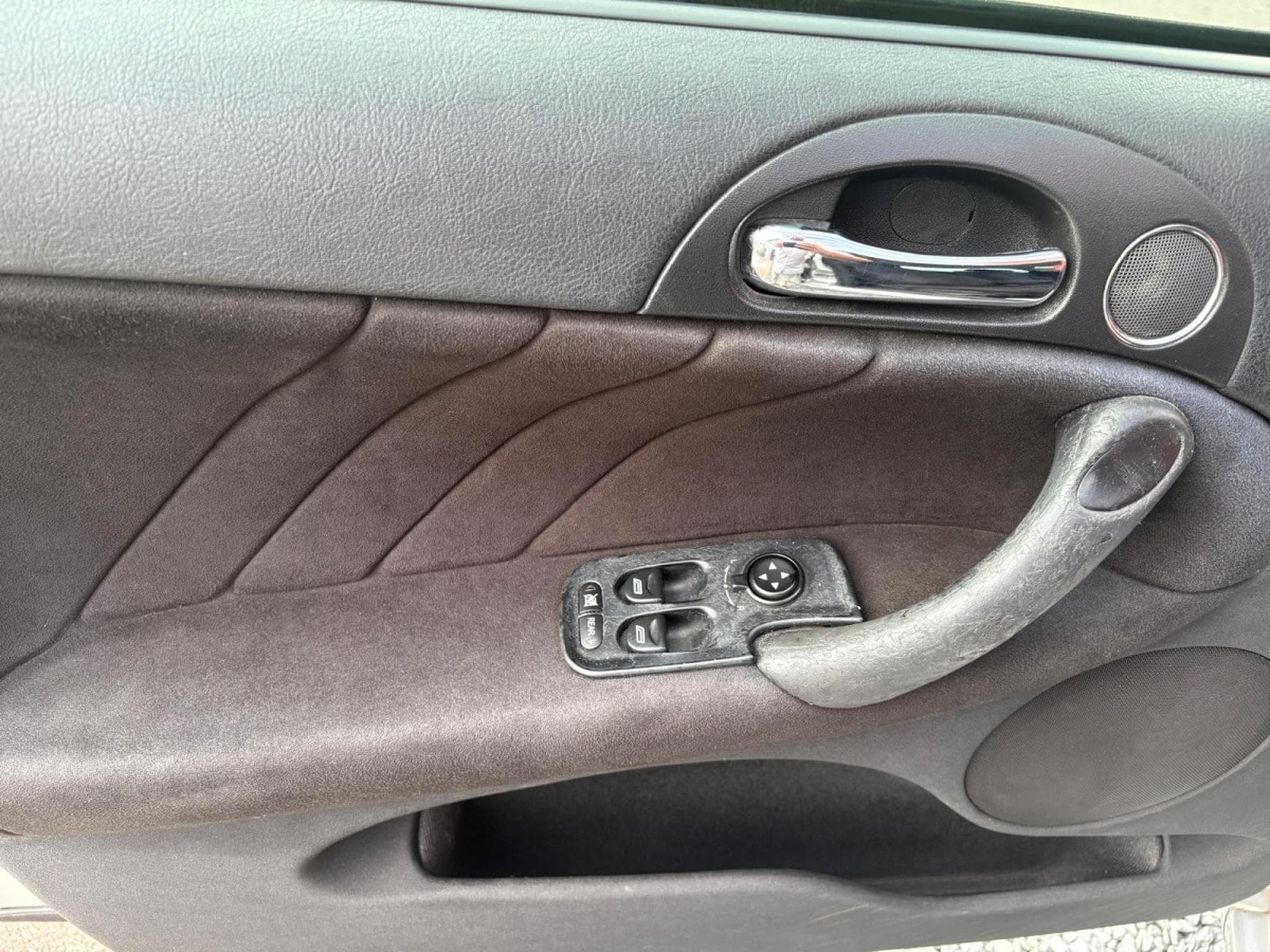 Alfa-Romeo 147 1.9 JTD (2008) - Photo 9