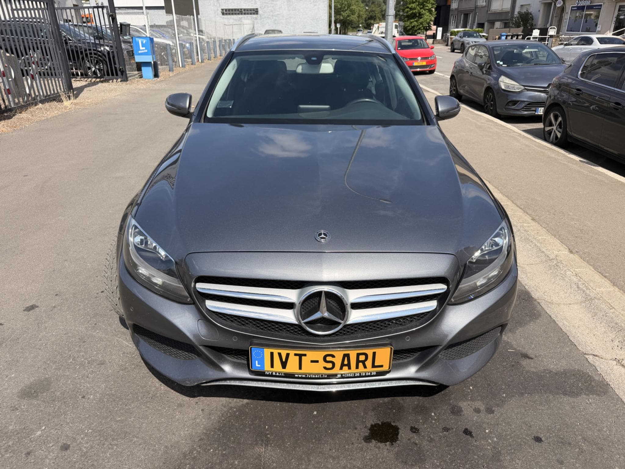 Mercedes C 200 d 136 T Avangarde 7G-Tronic (2017) - Photo 2