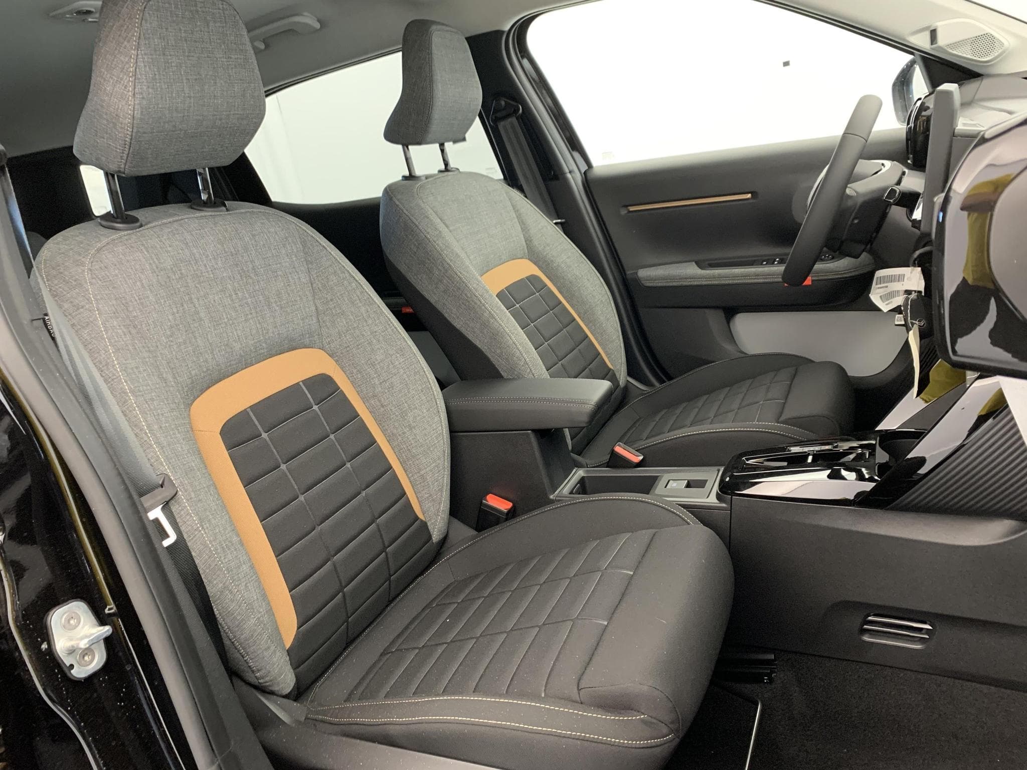 Citroën C3 Aircross Hybride 145 ch Aut Plus (2026) - Photo 9