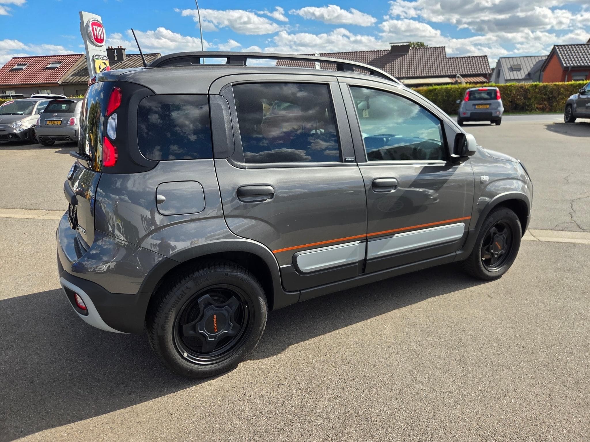 Fiat Panda GARMIN 1.0 HYBRID 70 CV (2022) - Foto 3